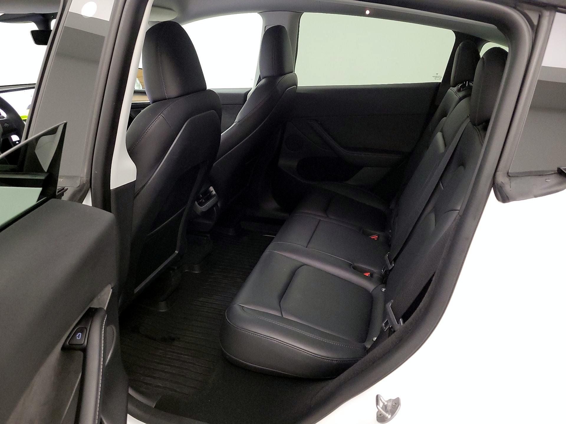 Thumbnail: 2022 Tesla Model Y - 20