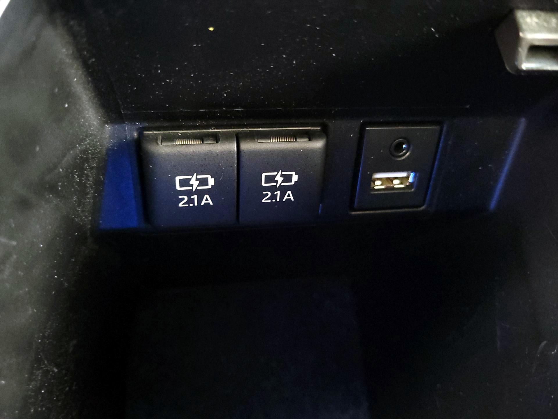 Thumbnail: 2020 Toyota Avalon - 19