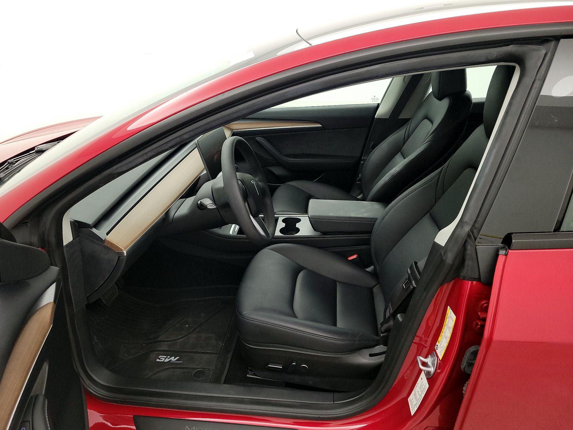 Thumbnail: 2023 Tesla Model 3 - 11