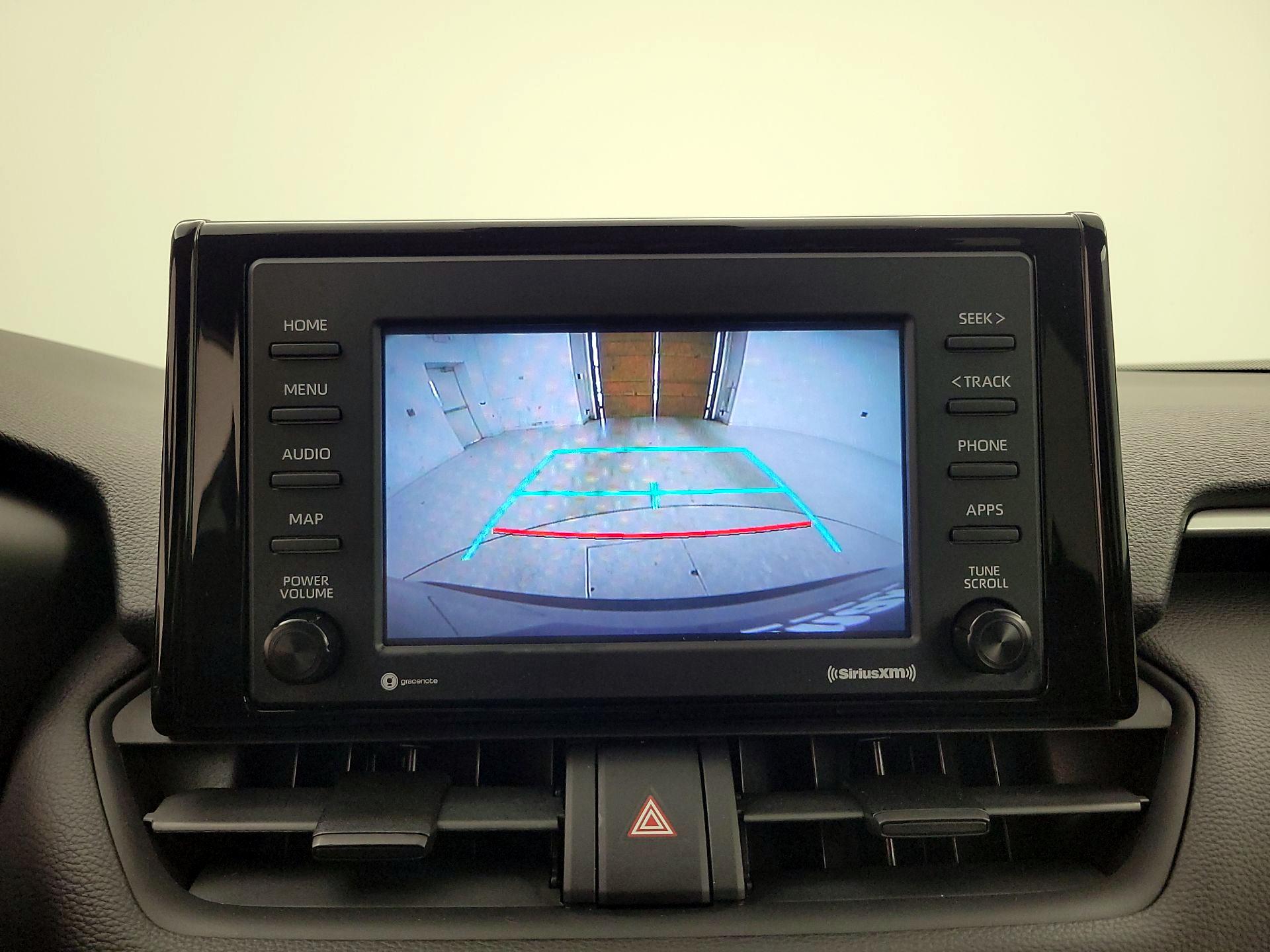 Thumbnail: 2021 Toyota RAV4 - 14