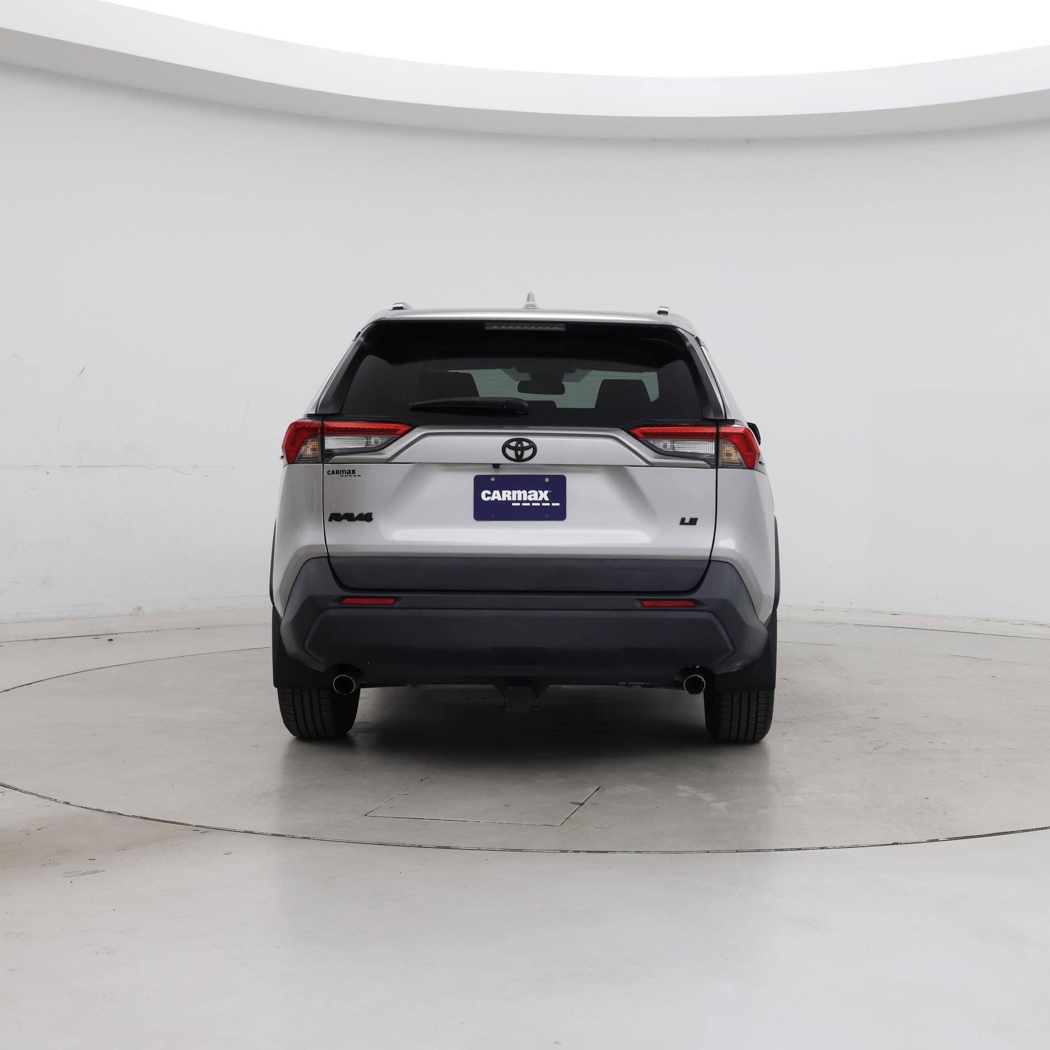 Thumbnail: 2021 Toyota RAV4 - 6