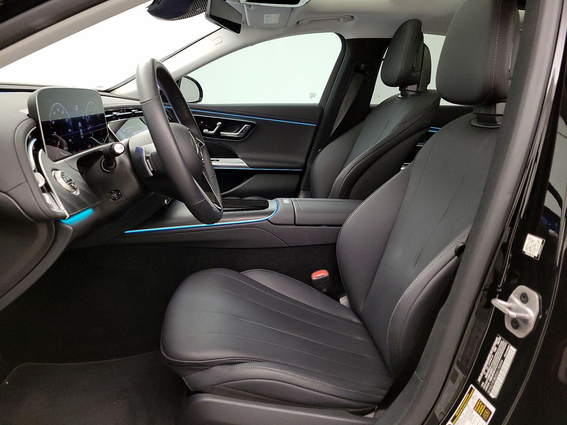 Thumbnail: 2025 Mercedes-Benz E-Class - 11