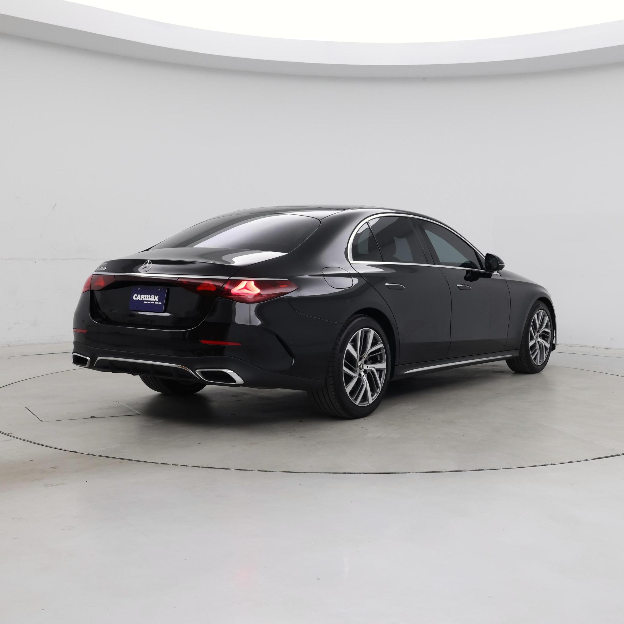 Thumbnail: 2025 Mercedes-Benz E-Class - 8