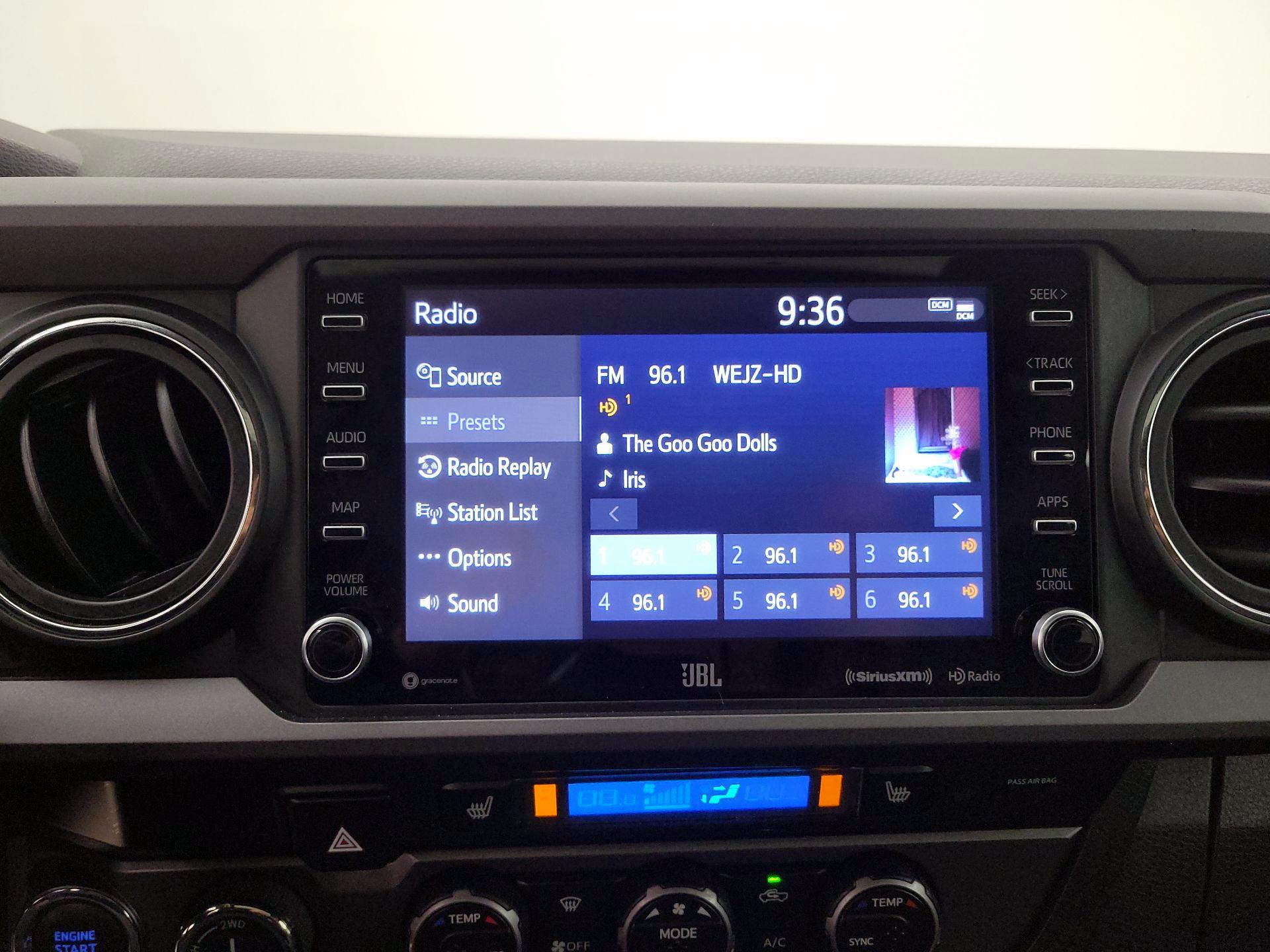 Thumbnail: 2022 Toyota Tacoma - 15