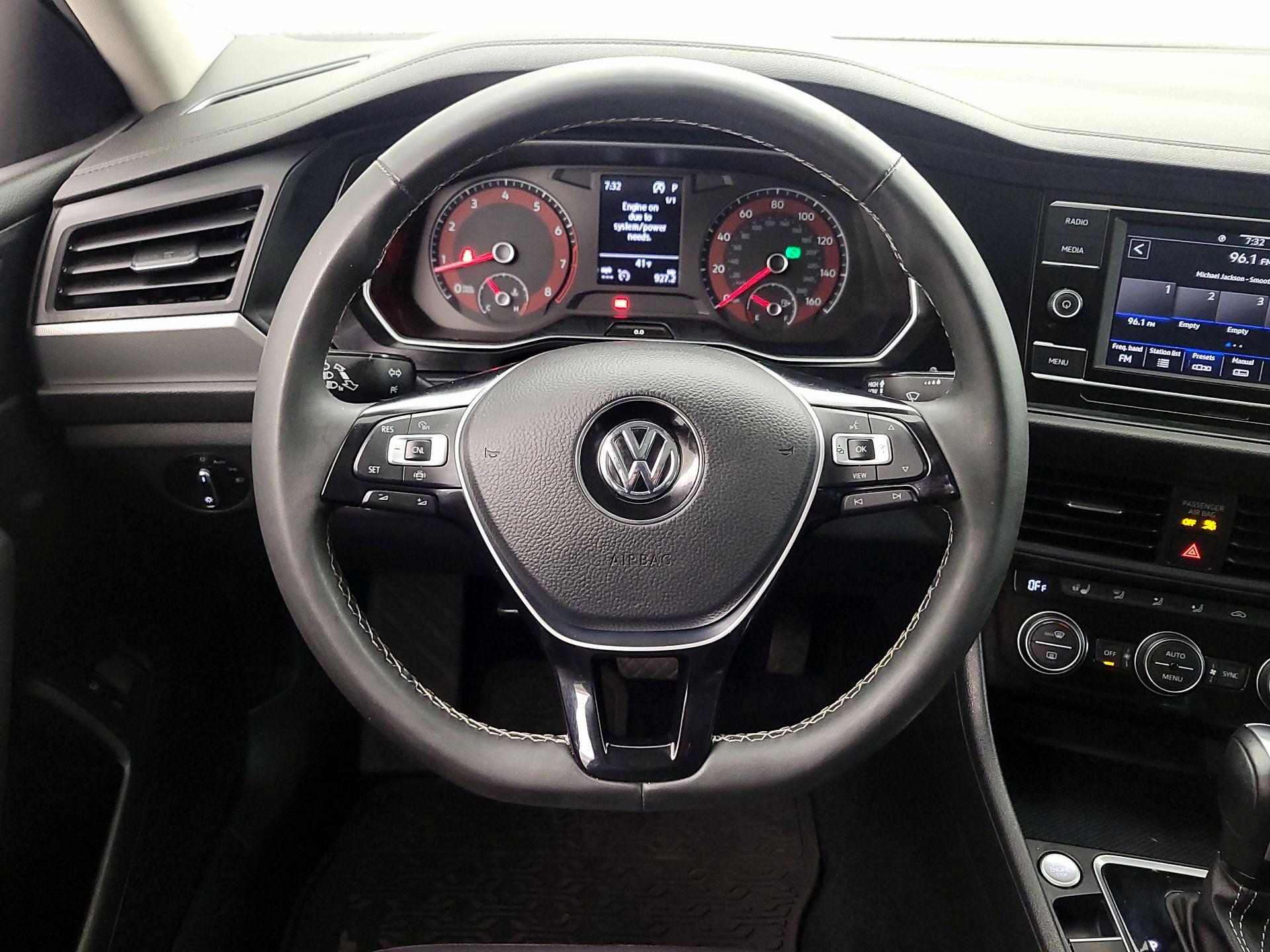 Thumbnail: 2021 Volkswagen Jetta - 10