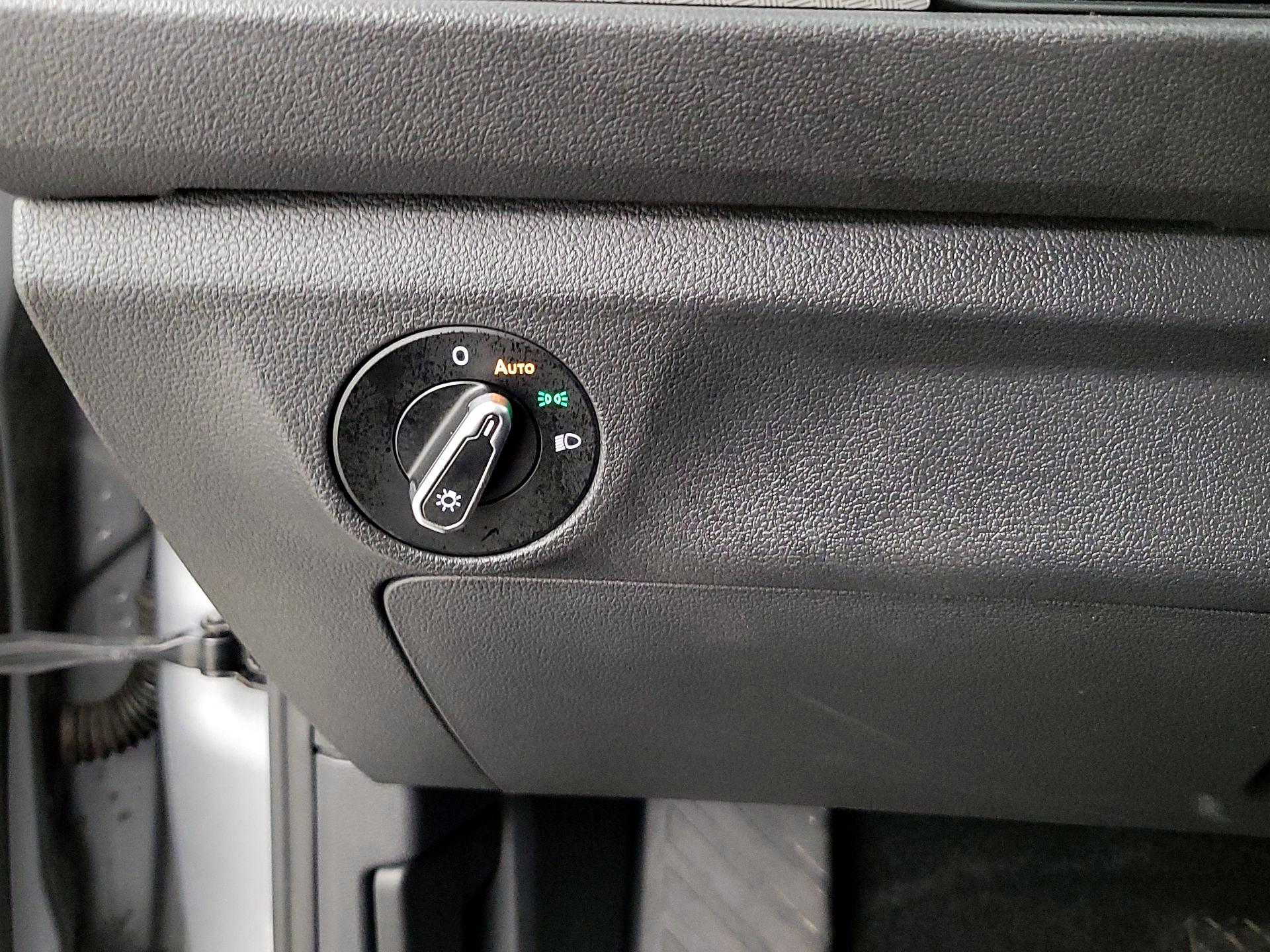 Thumbnail: 2021 Volkswagen Jetta - 13