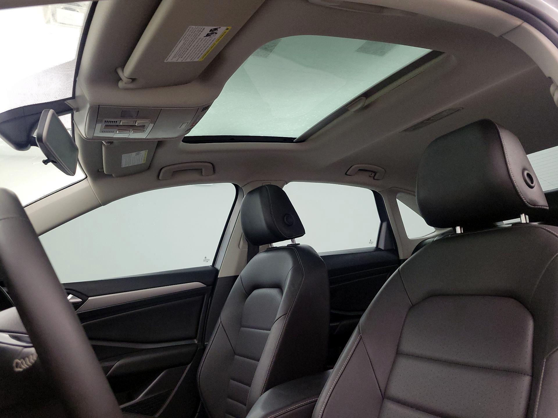 Thumbnail: 2021 Volkswagen Jetta - 19