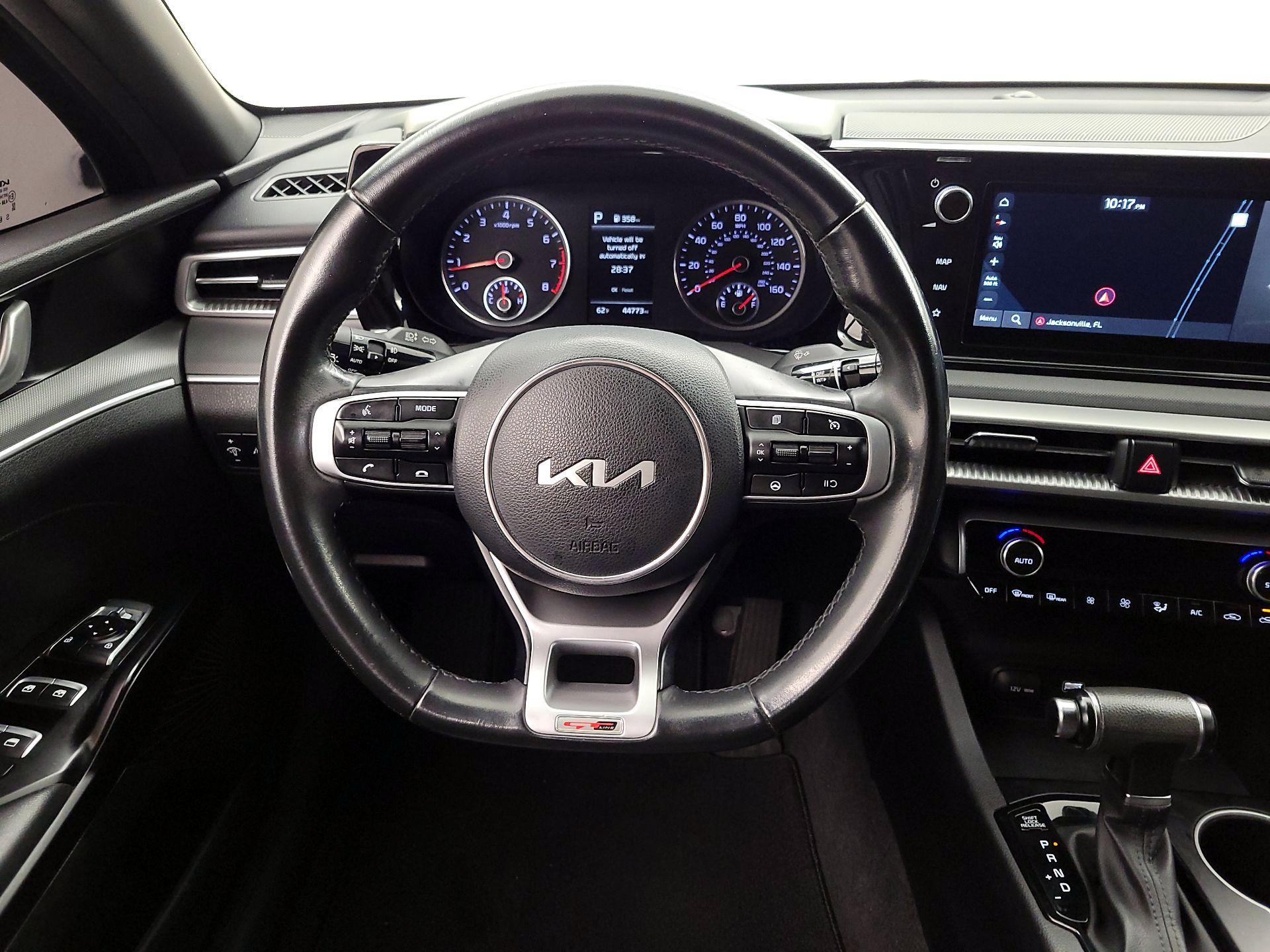 Thumbnail: 2022 Kia K5 - 10