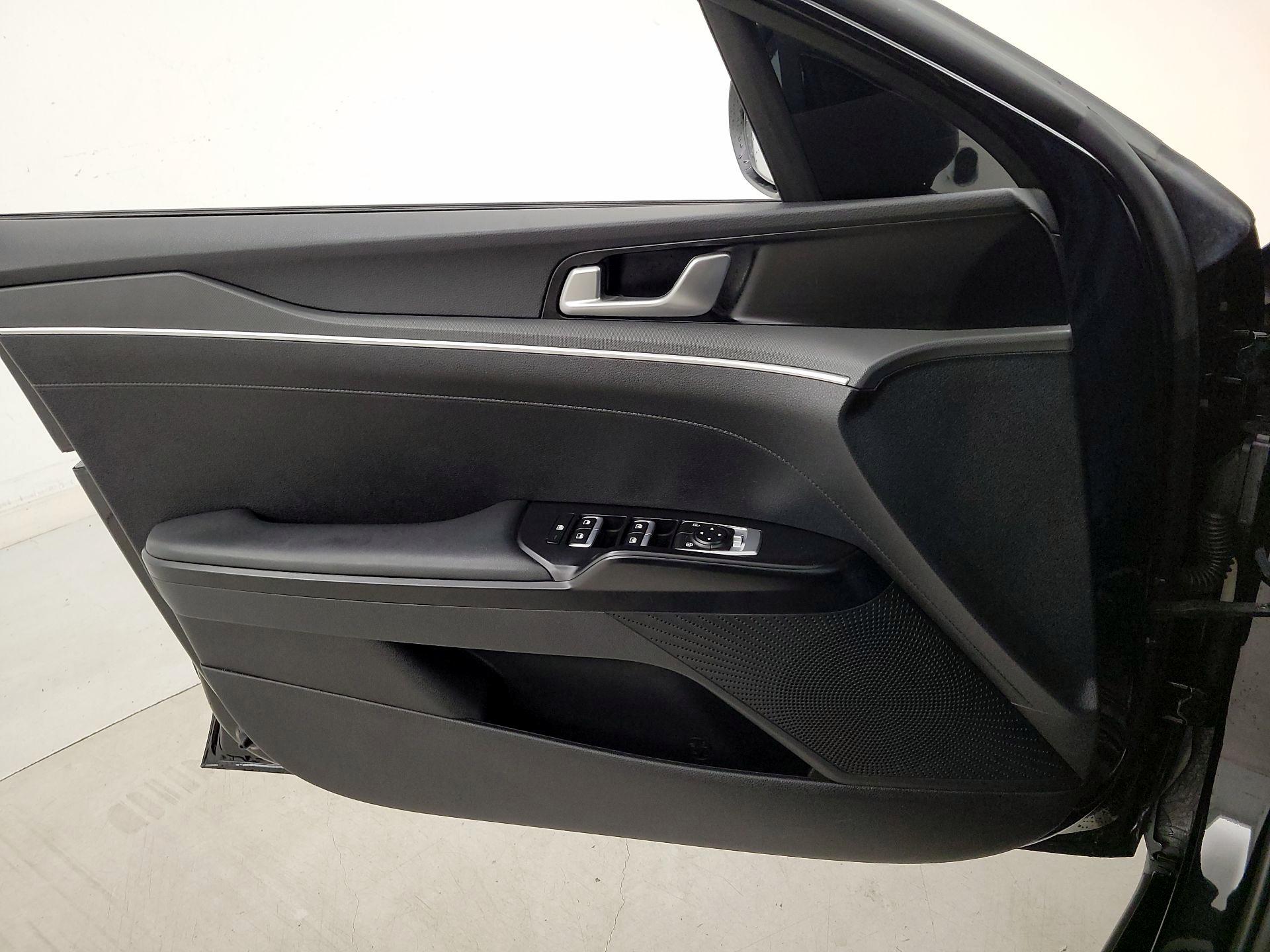 Thumbnail: 2022 Kia K5 - 12