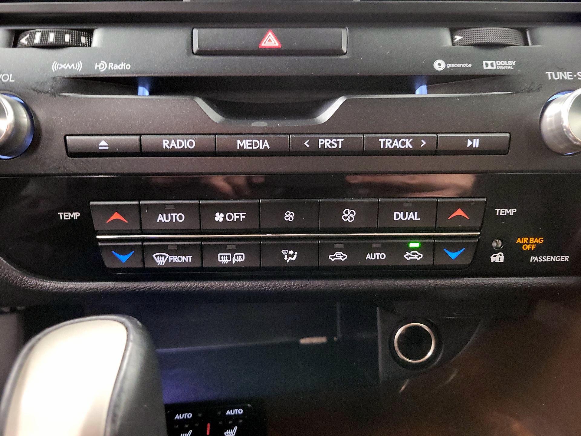 Thumbnail: 2019 Lexus RX - 17