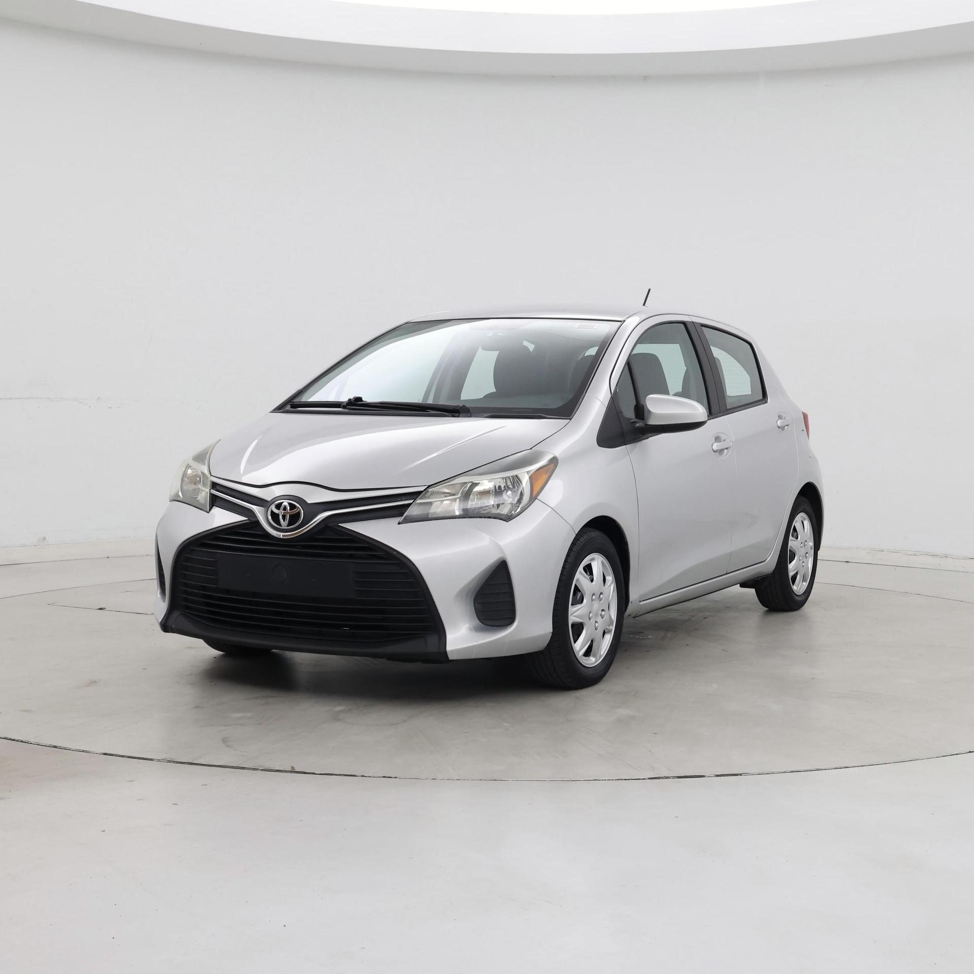 Thumbnail: 2015 Toyota Yaris - 4