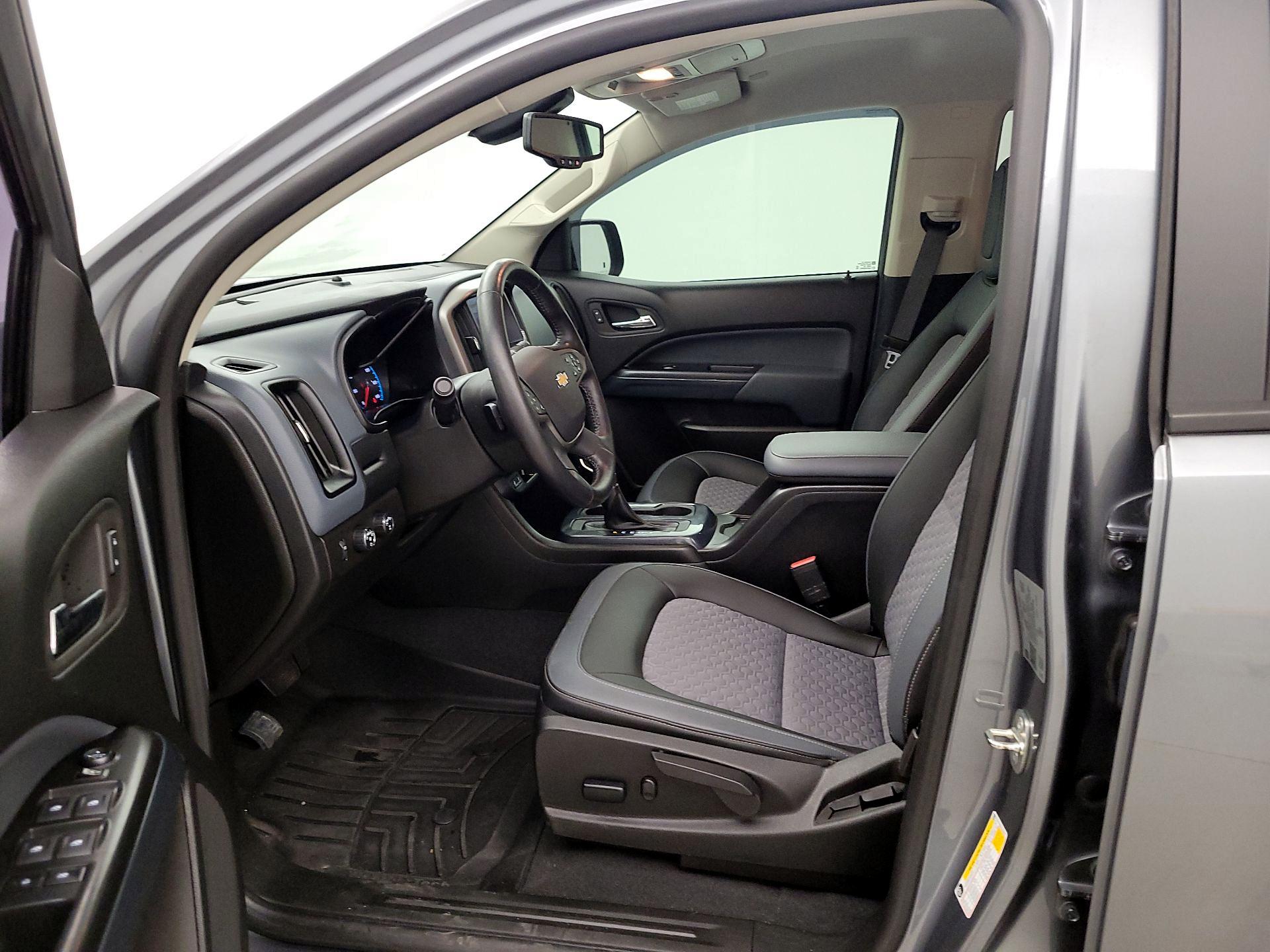 Thumbnail: 2022 Chevrolet Colorado - 11