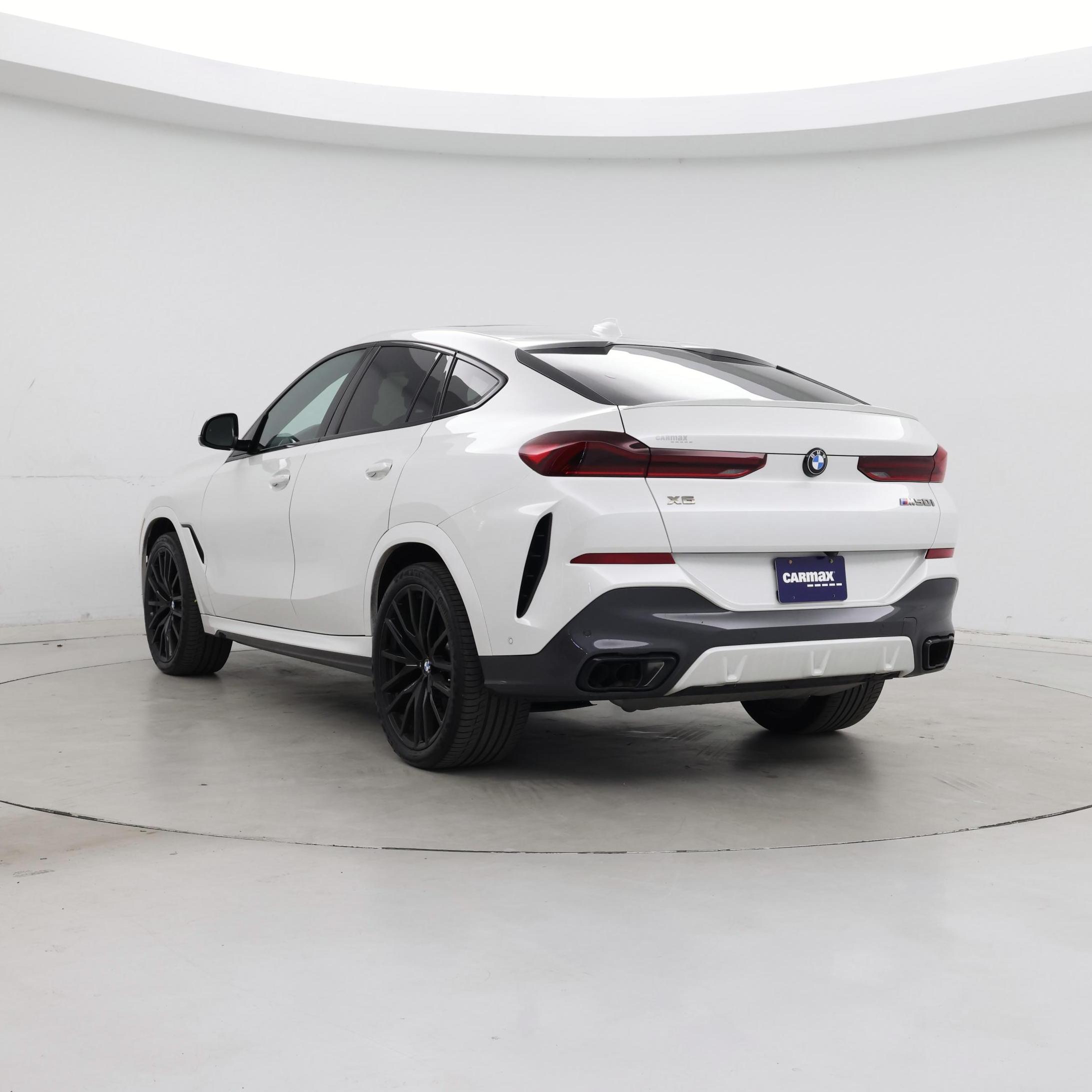 Thumbnail: 2023 BMW X6 - 2