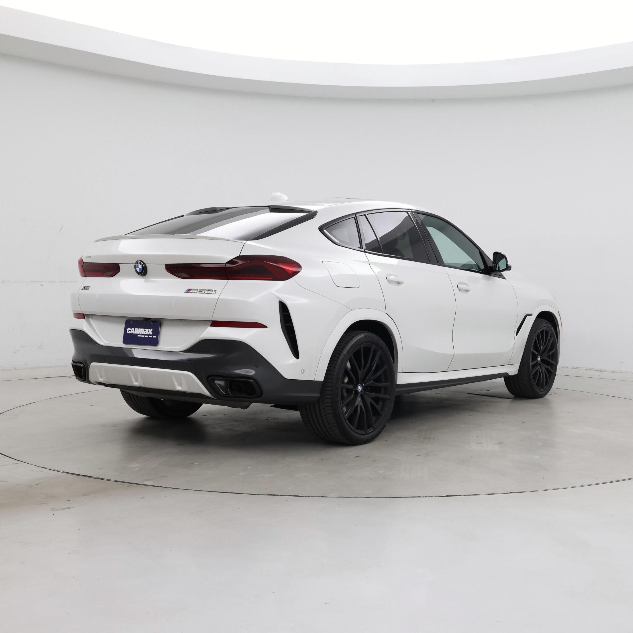 Thumbnail: 2023 BMW X6 - 8