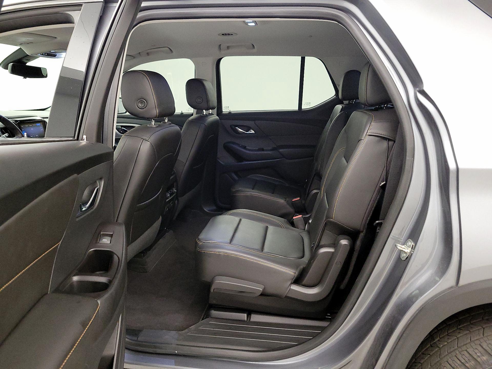 Thumbnail: 2020 Chevrolet Traverse - 19