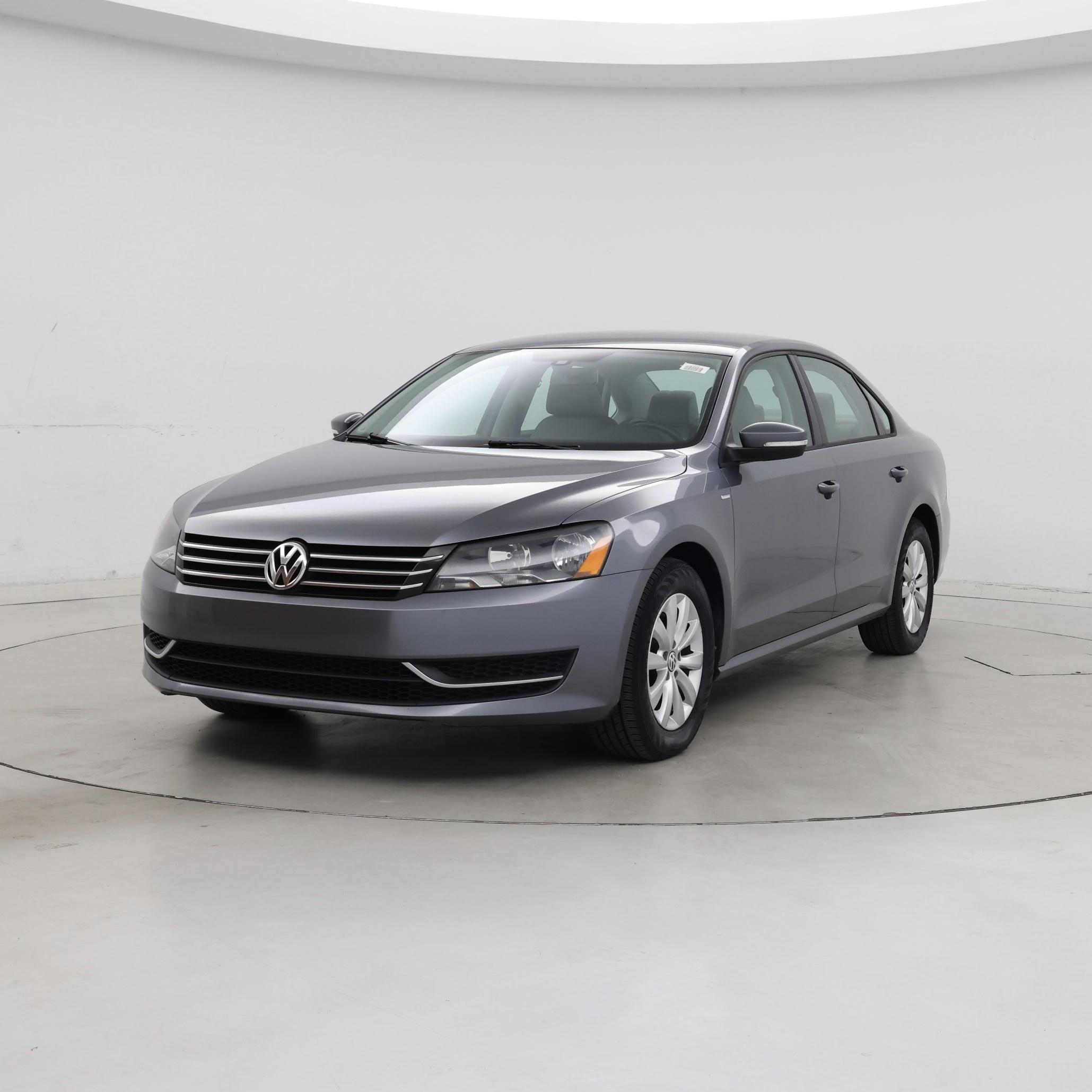 Thumbnail: 2015 Volkswagen Passat - 4