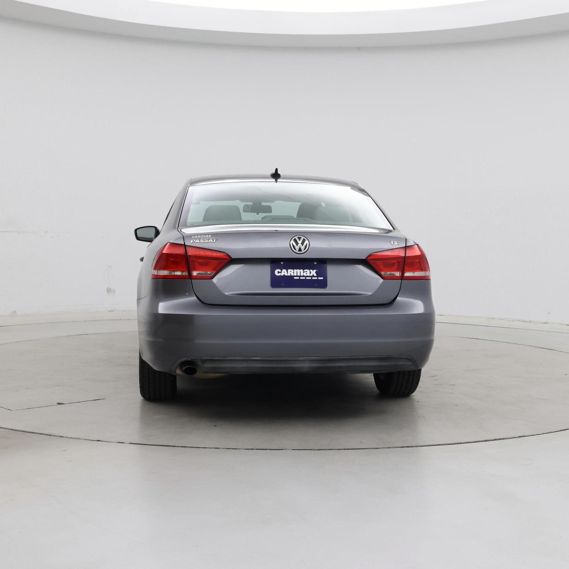 Thumbnail: 2015 Volkswagen Passat - 6