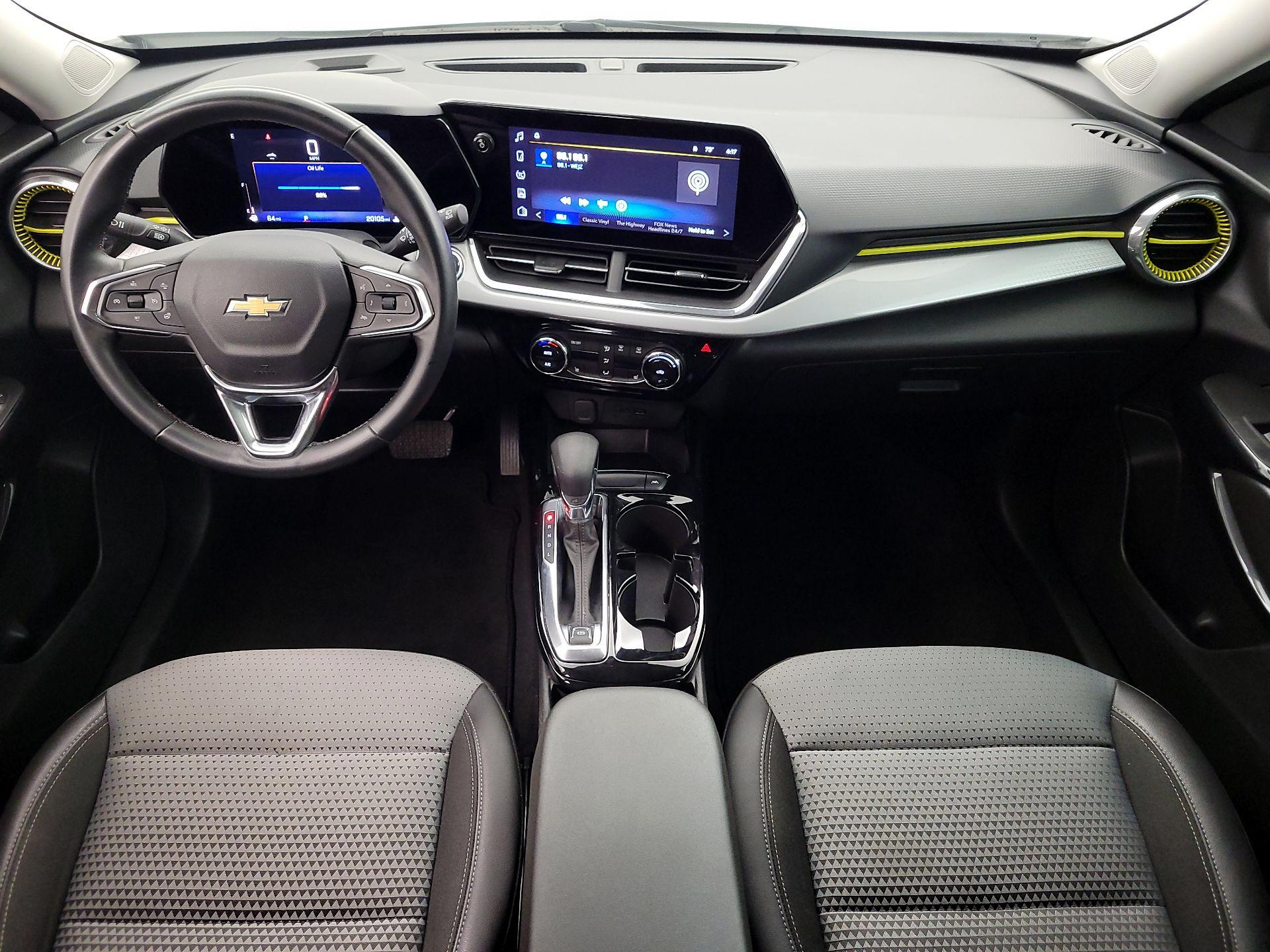 Thumbnail: 2024 Chevrolet Trax - 9