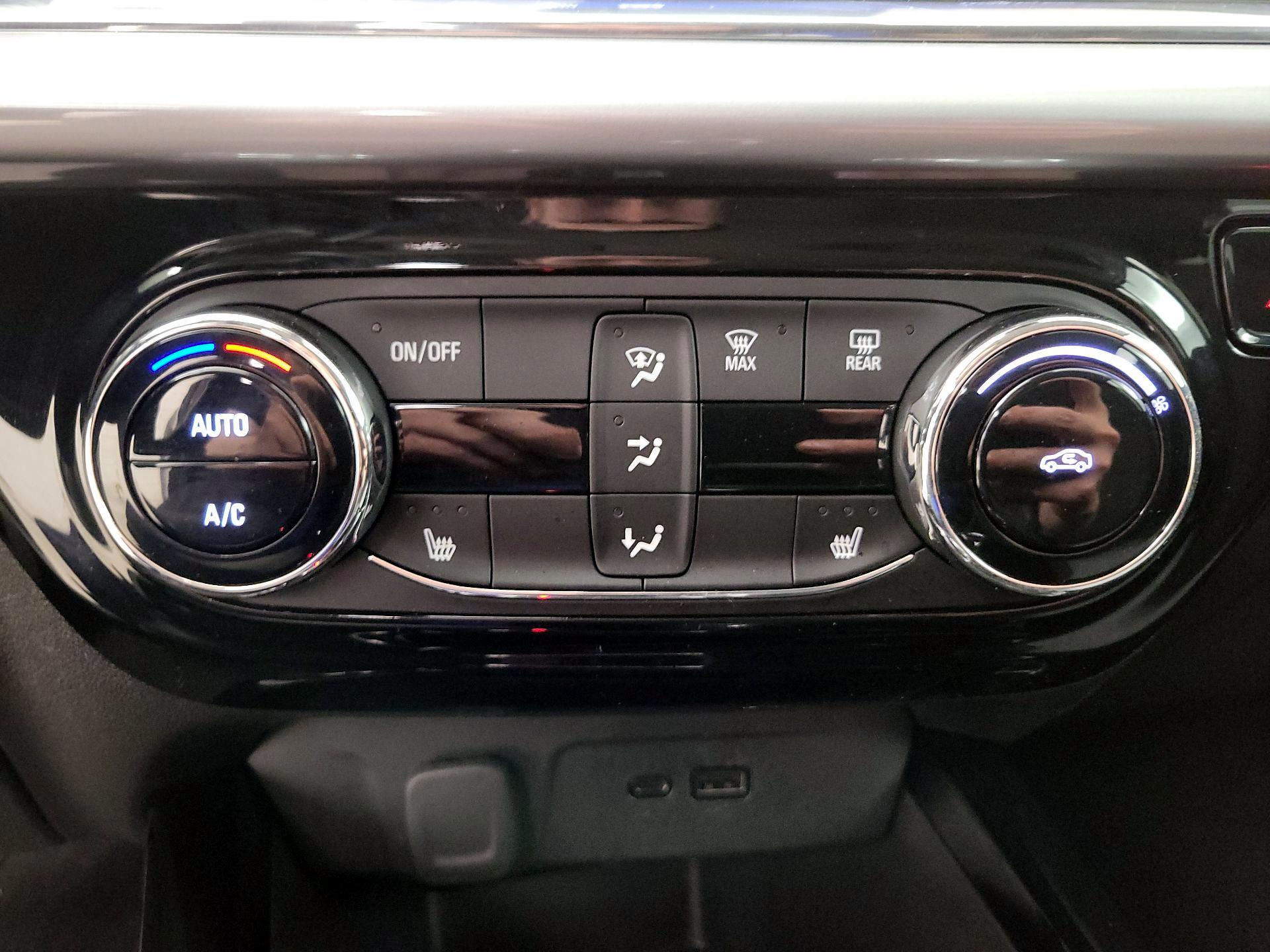 Thumbnail: 2024 Chevrolet Trax - 16