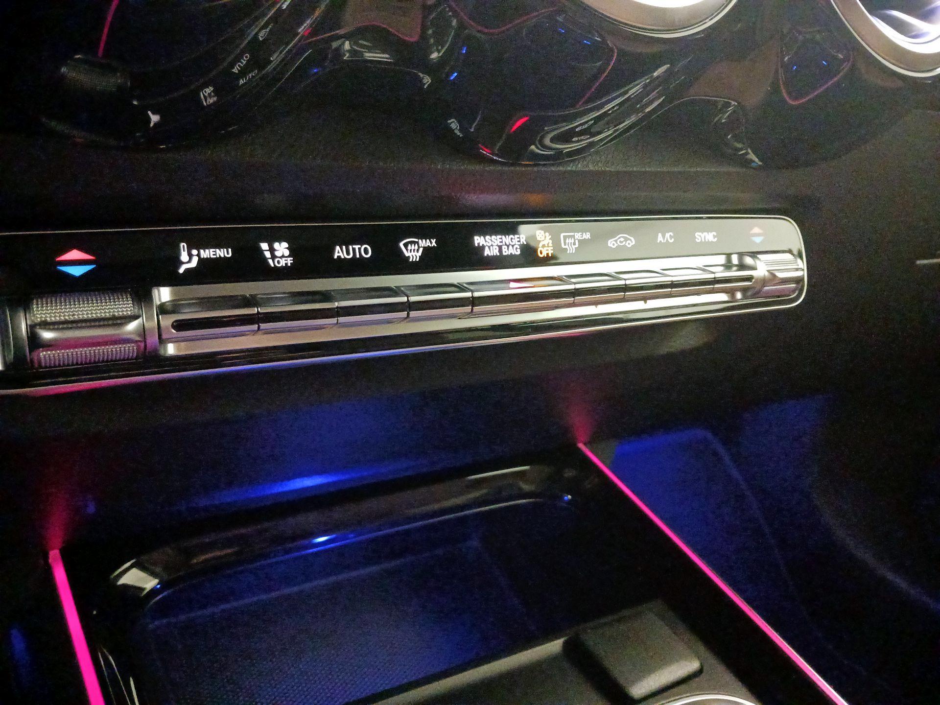 Thumbnail: 2022 Mercedes-Benz GLB - 17