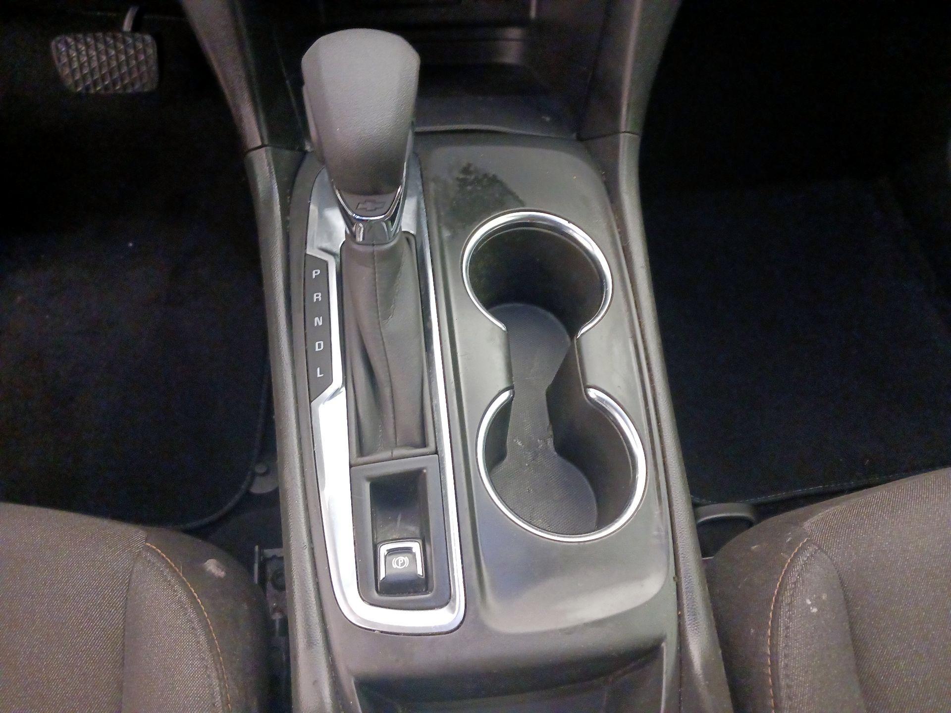 Thumbnail: 2020 Chevrolet Equinox - 17