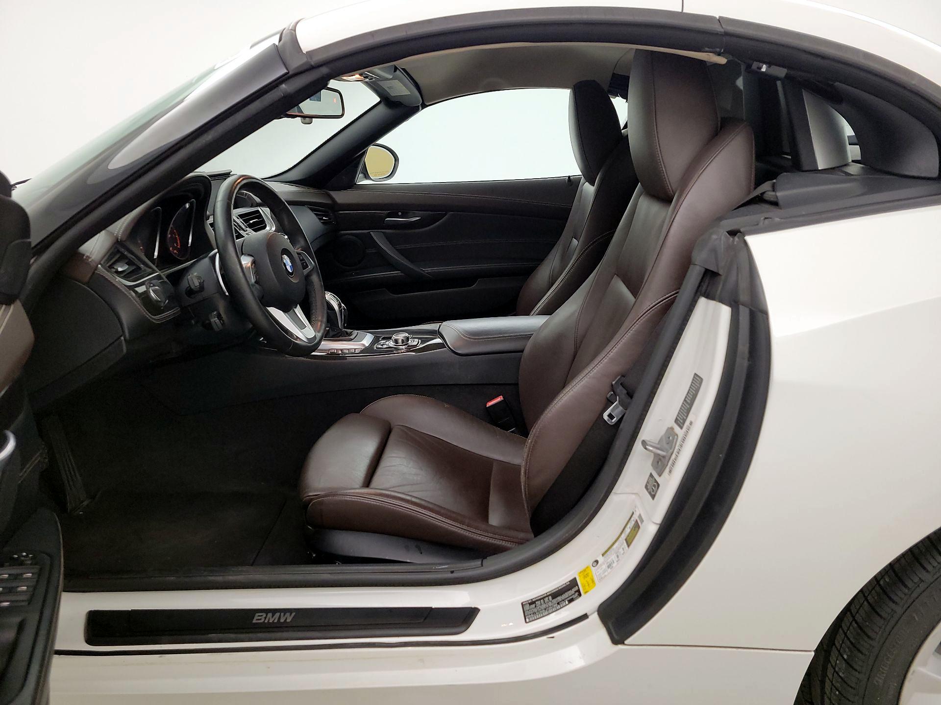 Thumbnail: 2014 BMW Z4 - 11