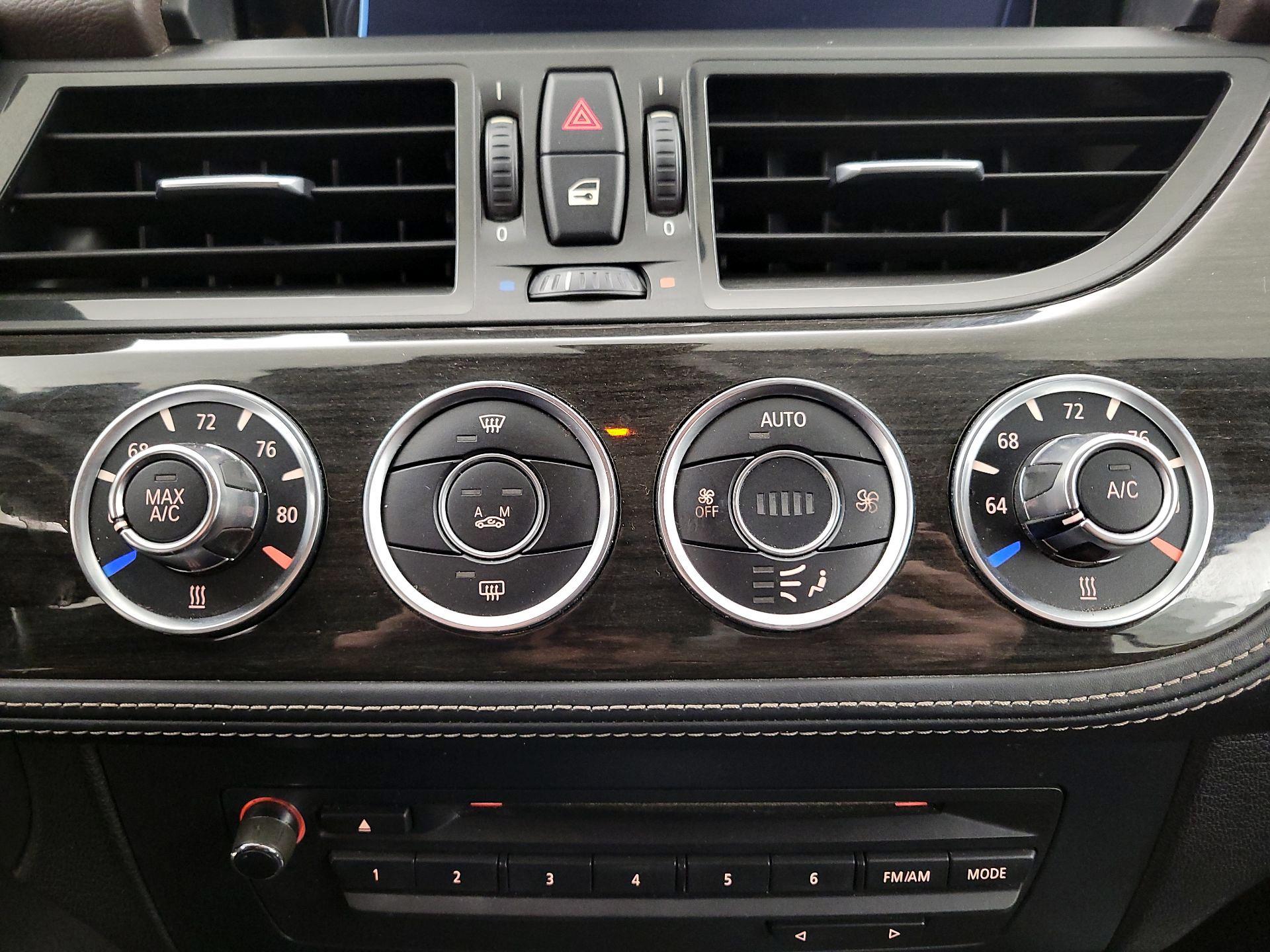 Thumbnail: 2014 BMW Z4 - 15