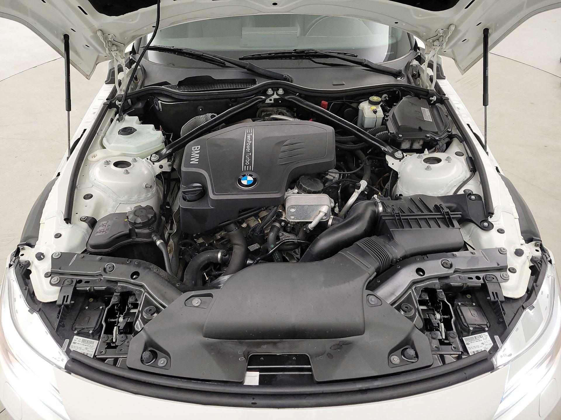 Thumbnail: 2014 BMW Z4 - 19