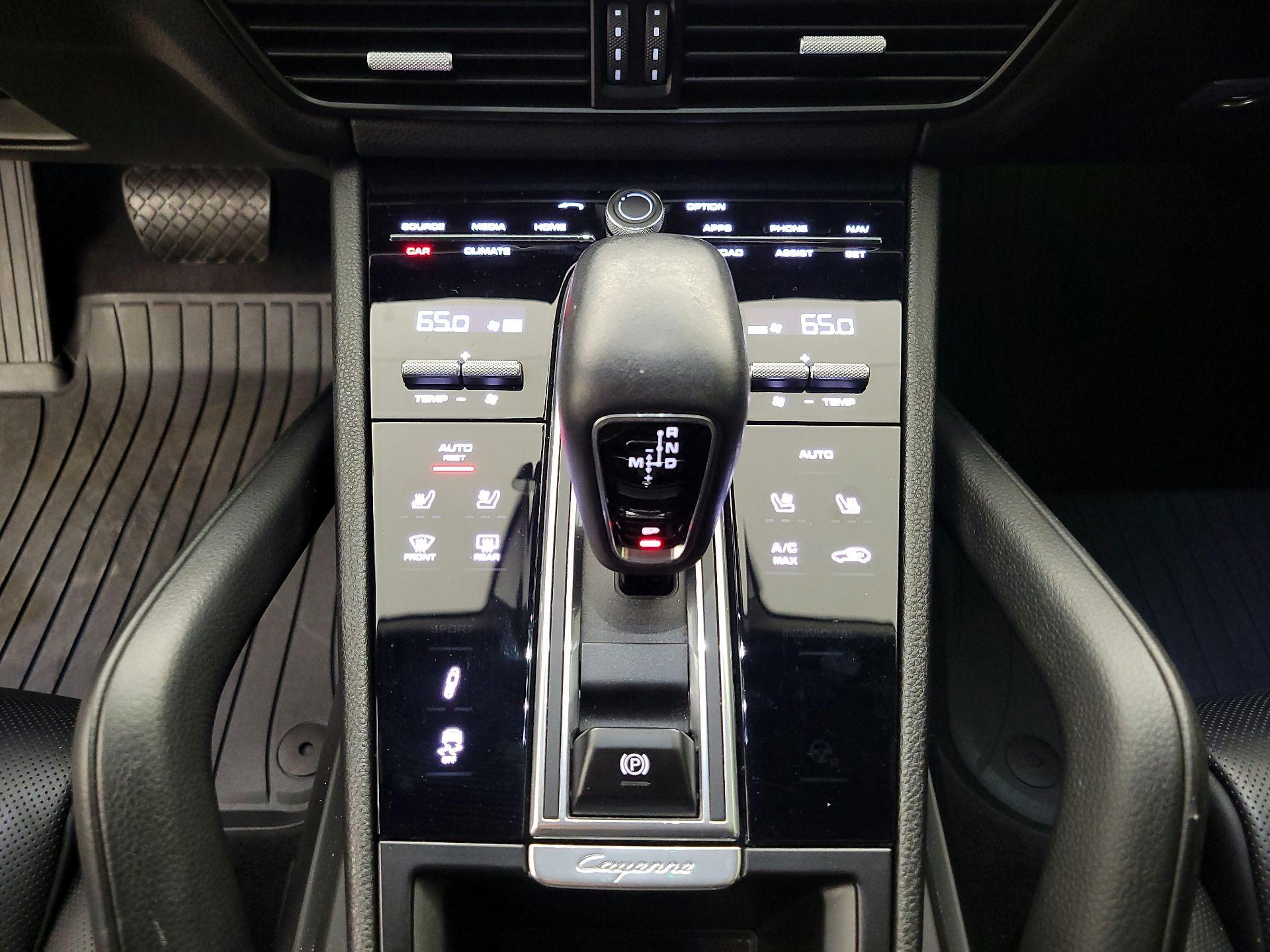 Thumbnail: 2020 Porsche Cayenne - 18