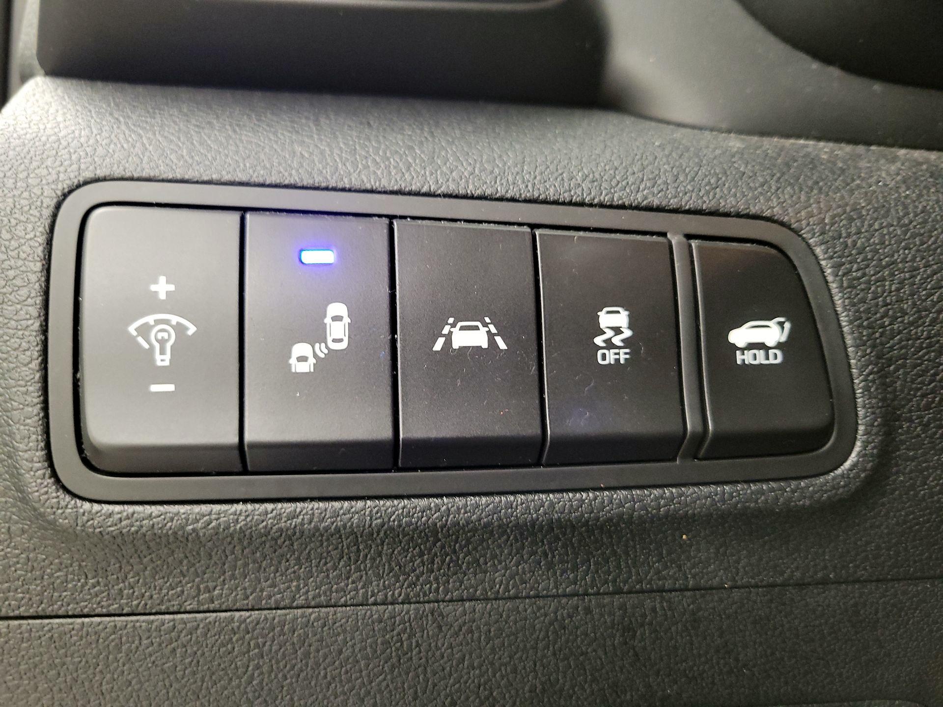 Thumbnail: 2020 Hyundai Tucson - 13