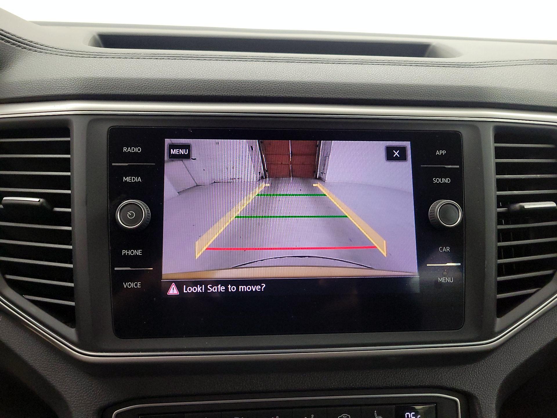 Thumbnail: 2018 Volkswagen Atlas - 14