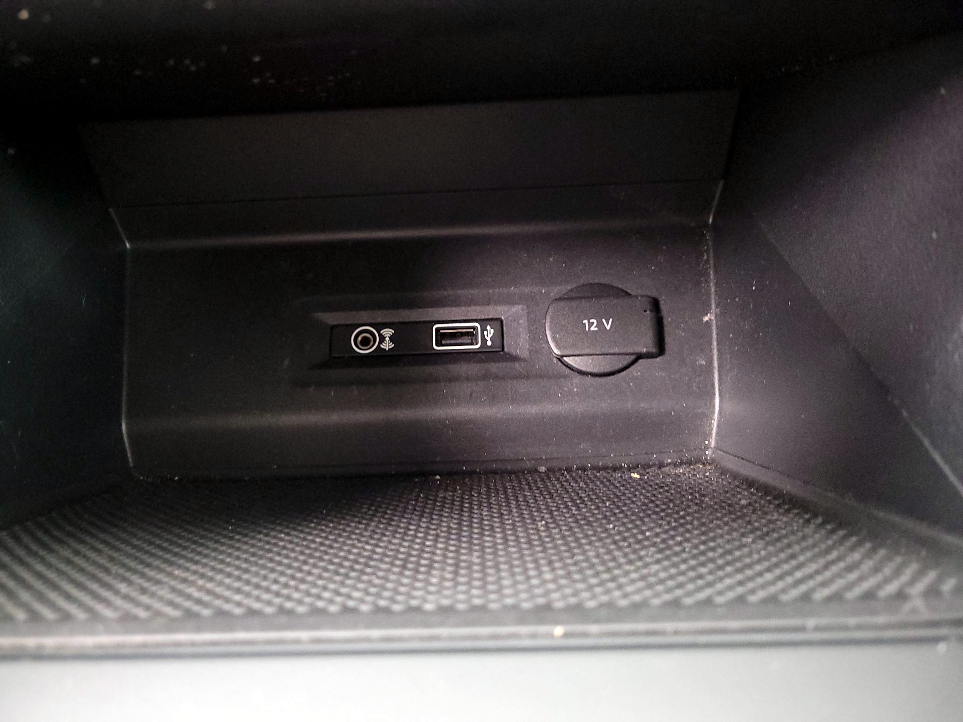 Thumbnail: 2018 Volkswagen Atlas - 18