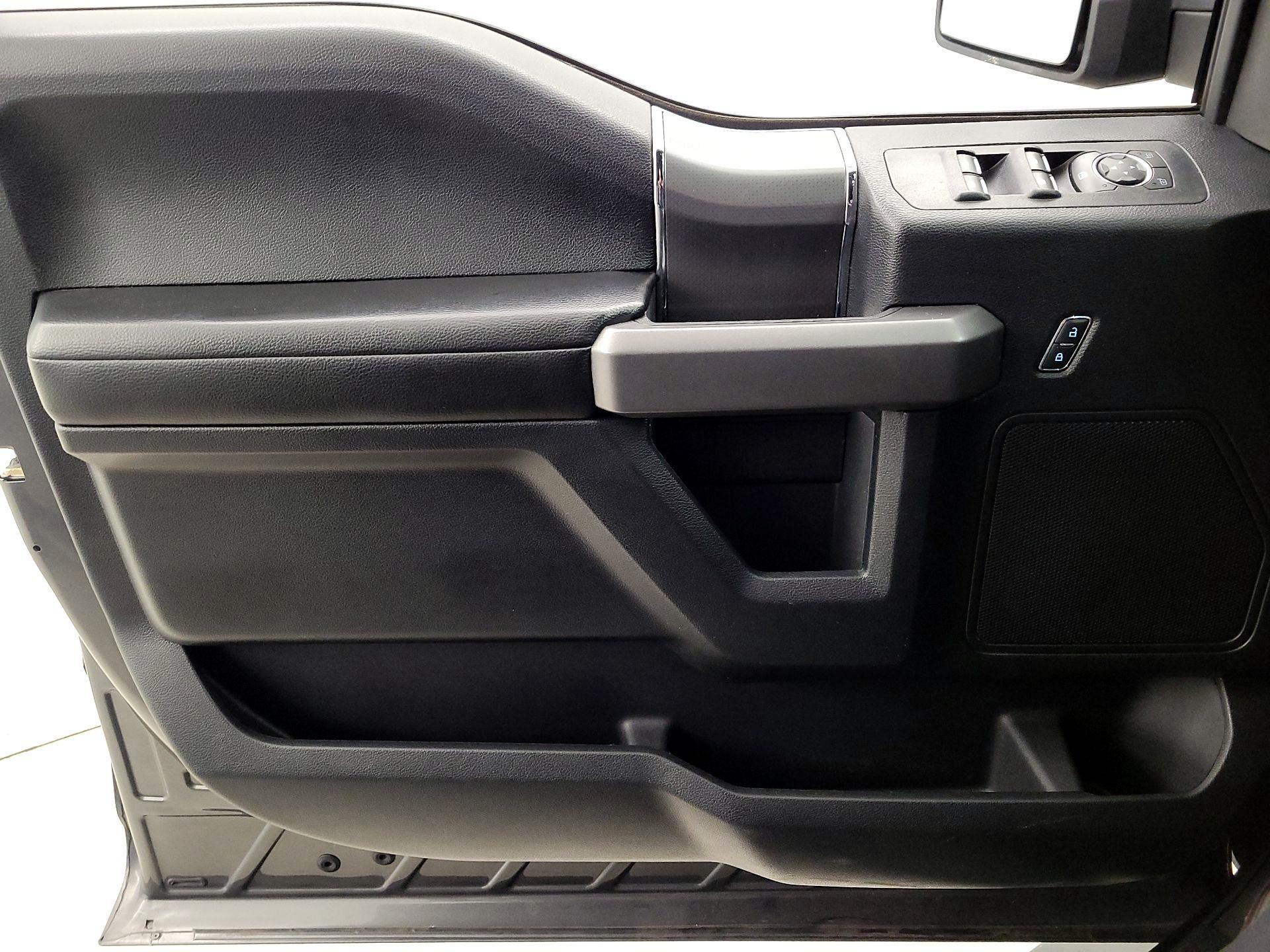 Thumbnail: 2017 Ford F-150 - 12