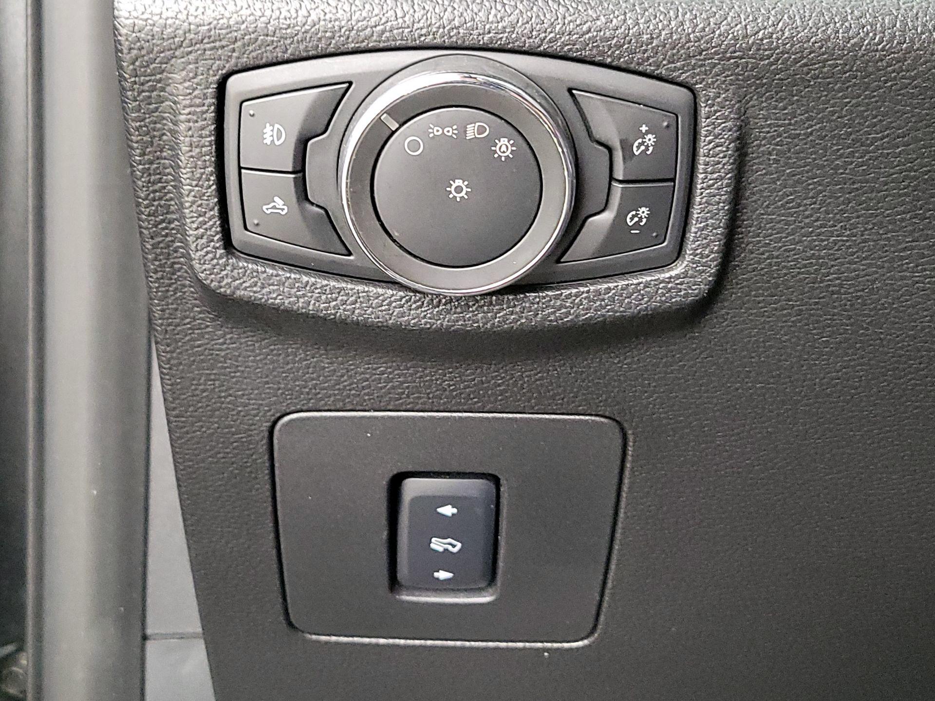 Thumbnail: 2017 Ford F-150 - 13