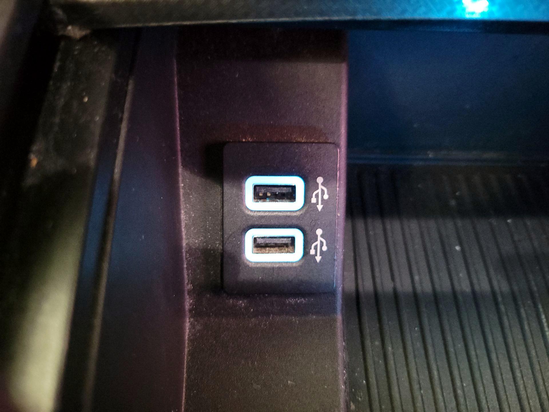 Thumbnail: 2017 Ford F-150 - 19