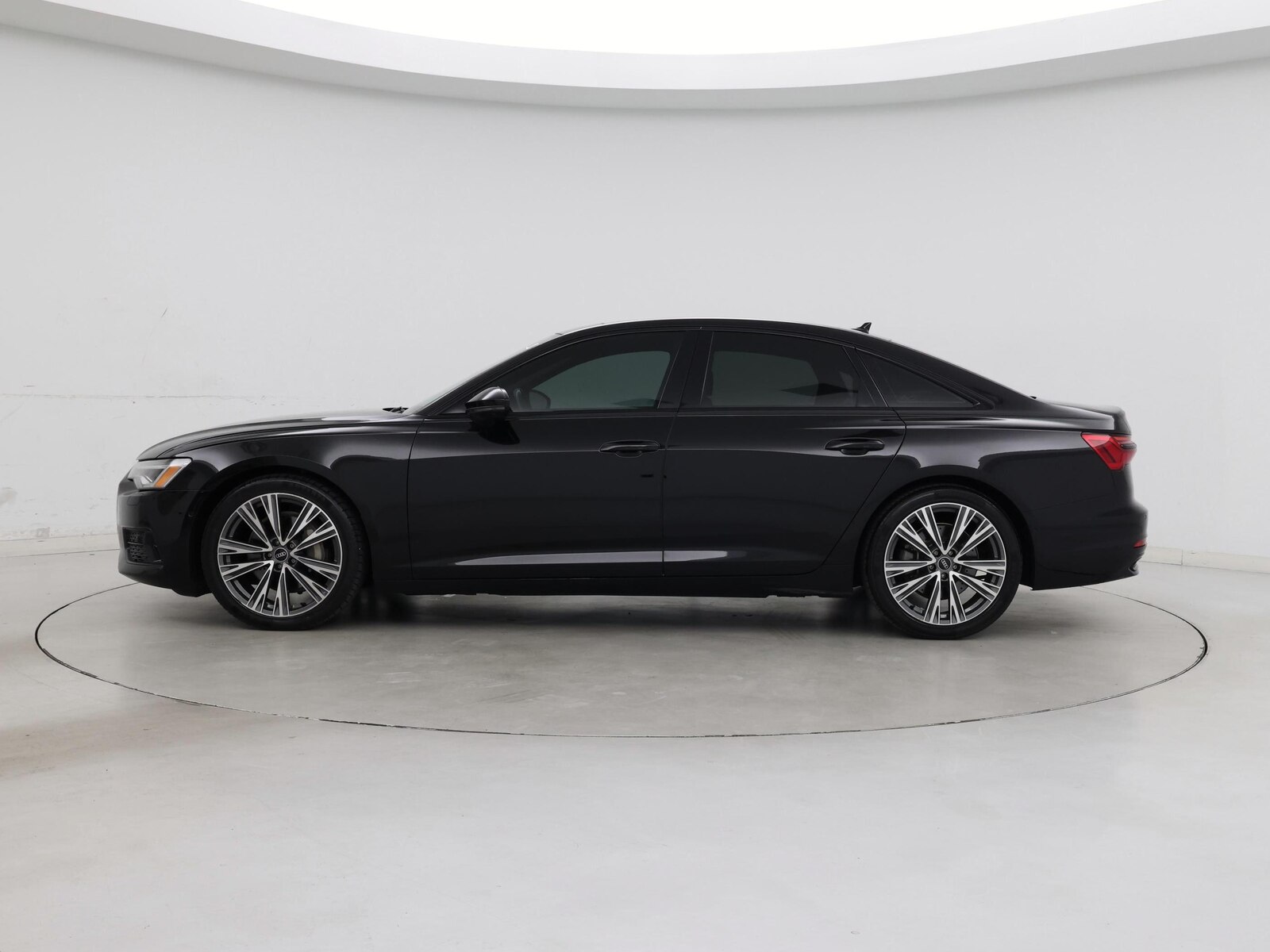 2021 Audi A6 Premium Plus - Photo 4