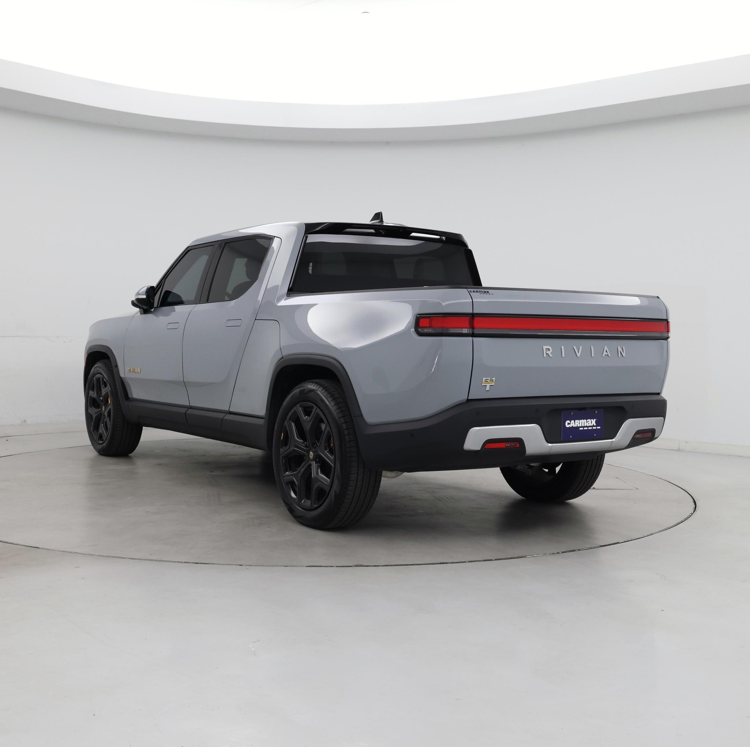 Thumbnail: 2023 Rivian R1T - 2