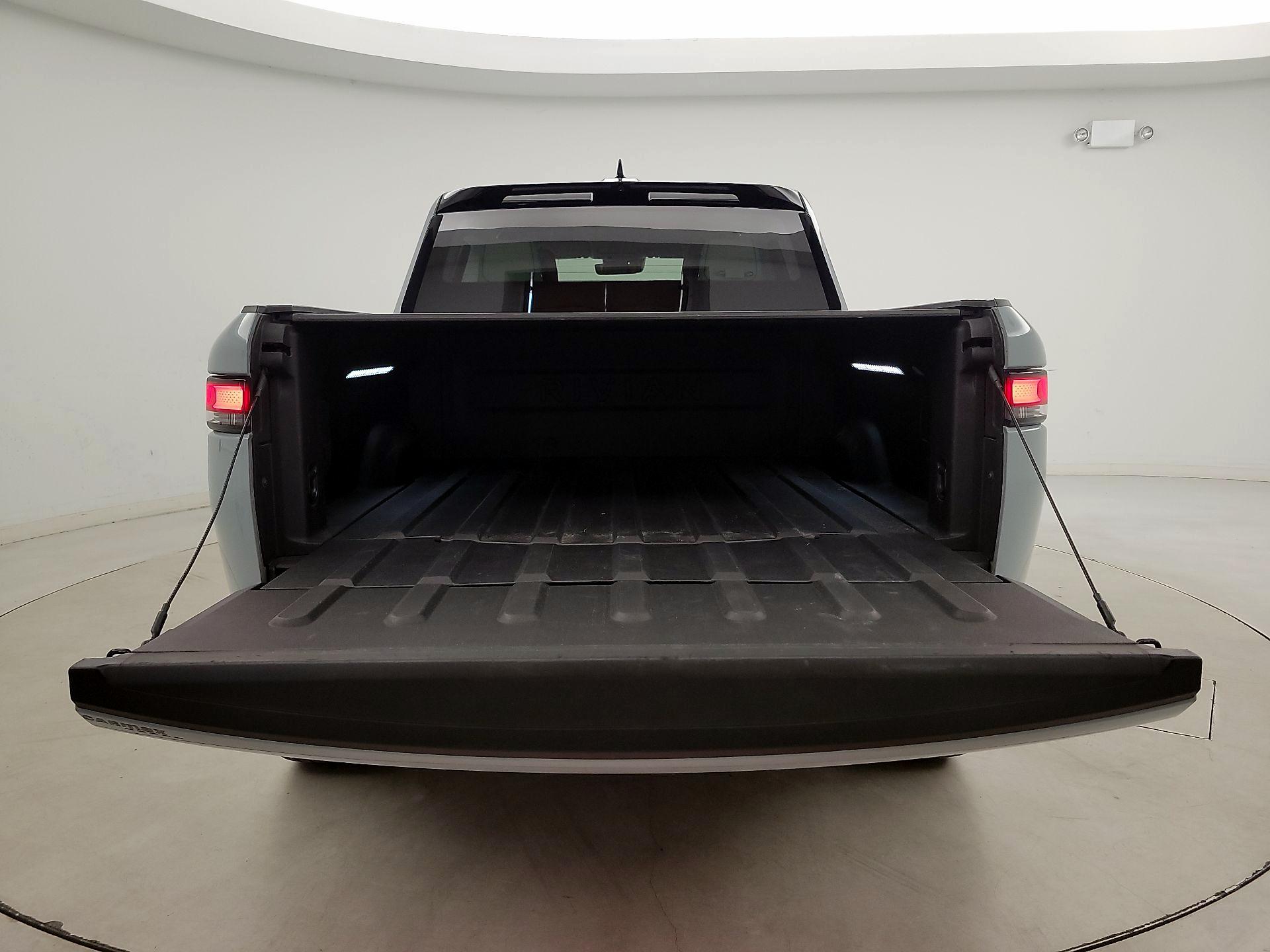 Thumbnail: 2023 Rivian R1T - 20