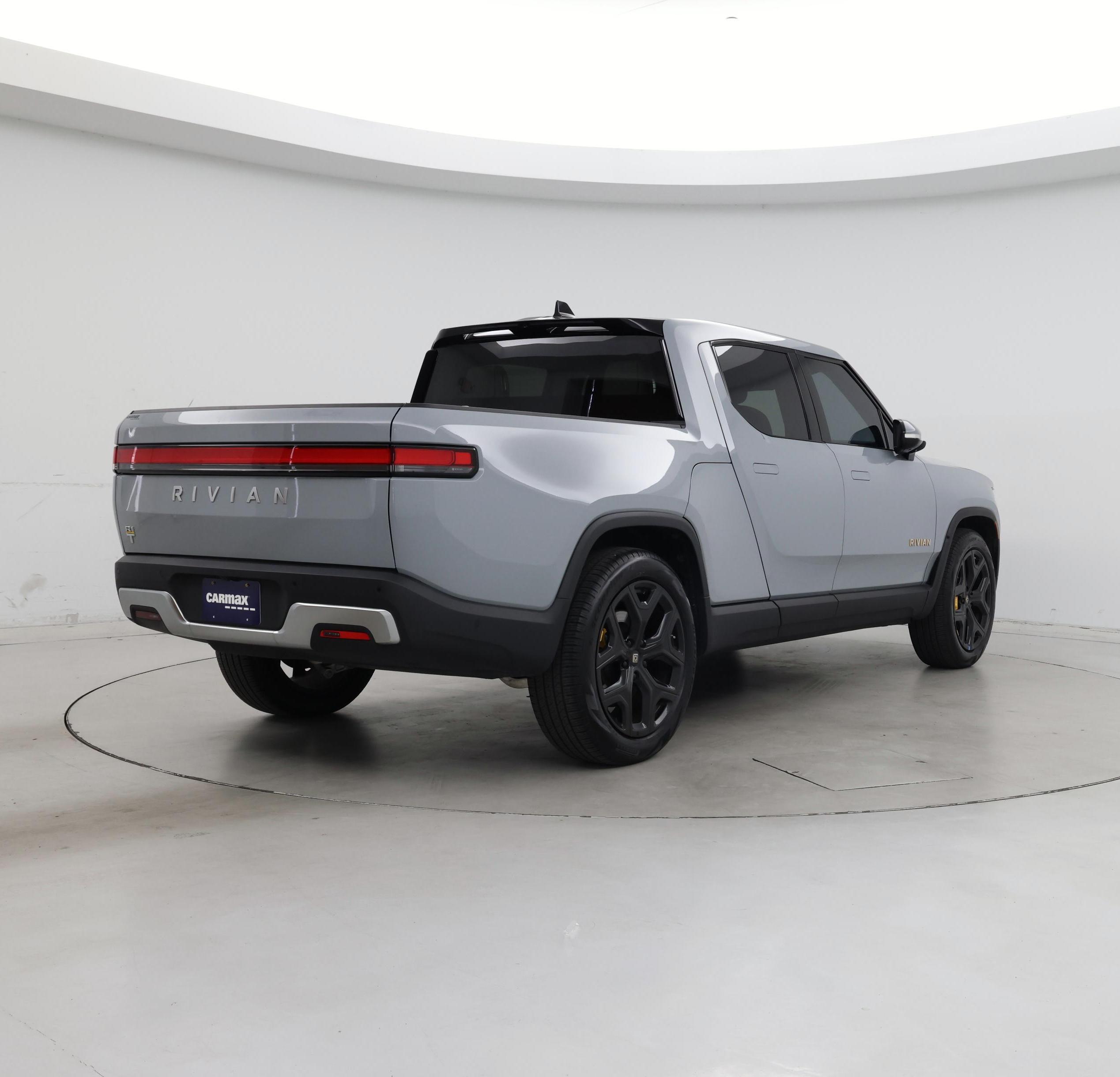 Thumbnail: 2023 Rivian R1T - 8
