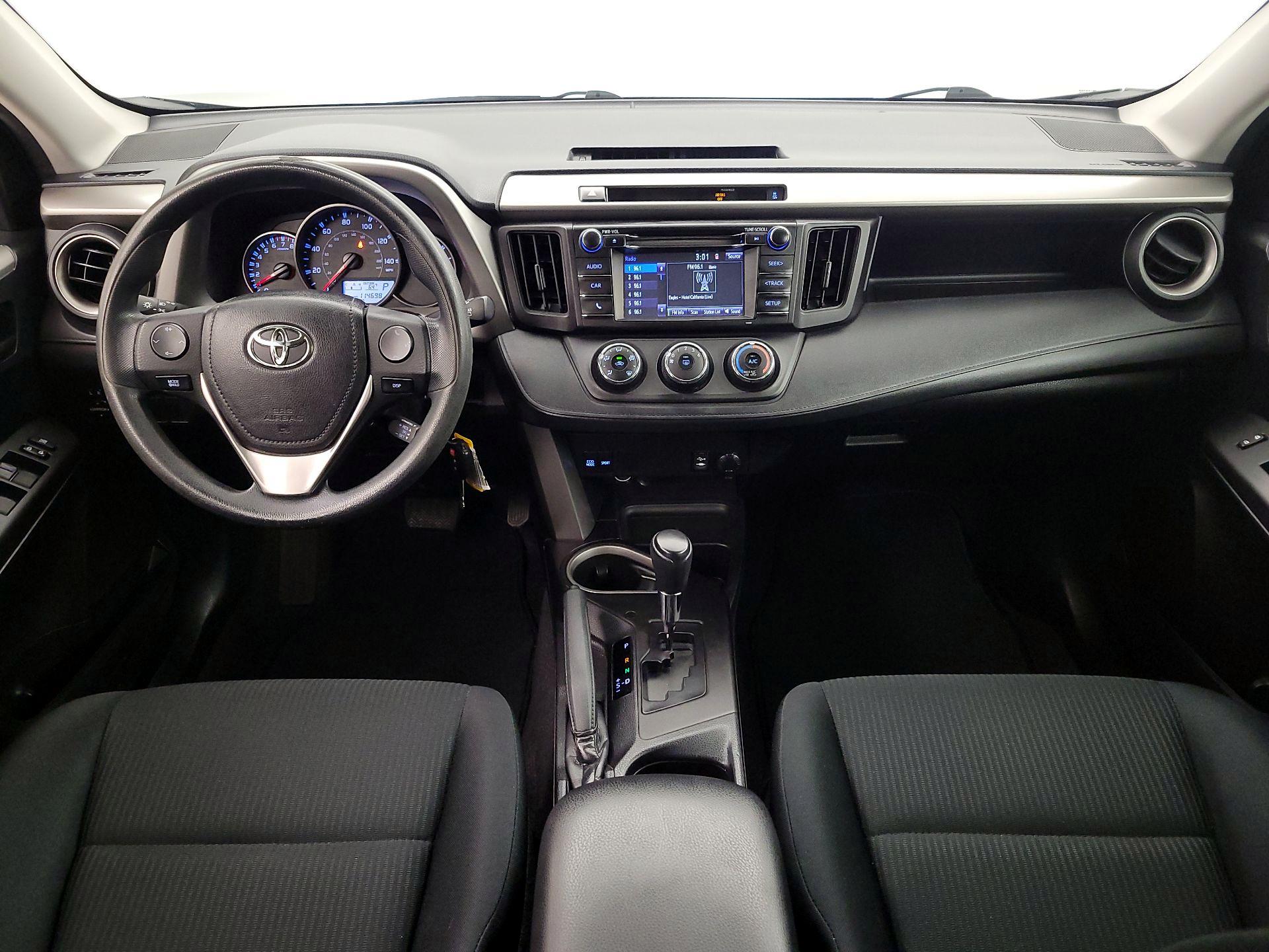 Thumbnail: 2016 Toyota RAV4 - 9