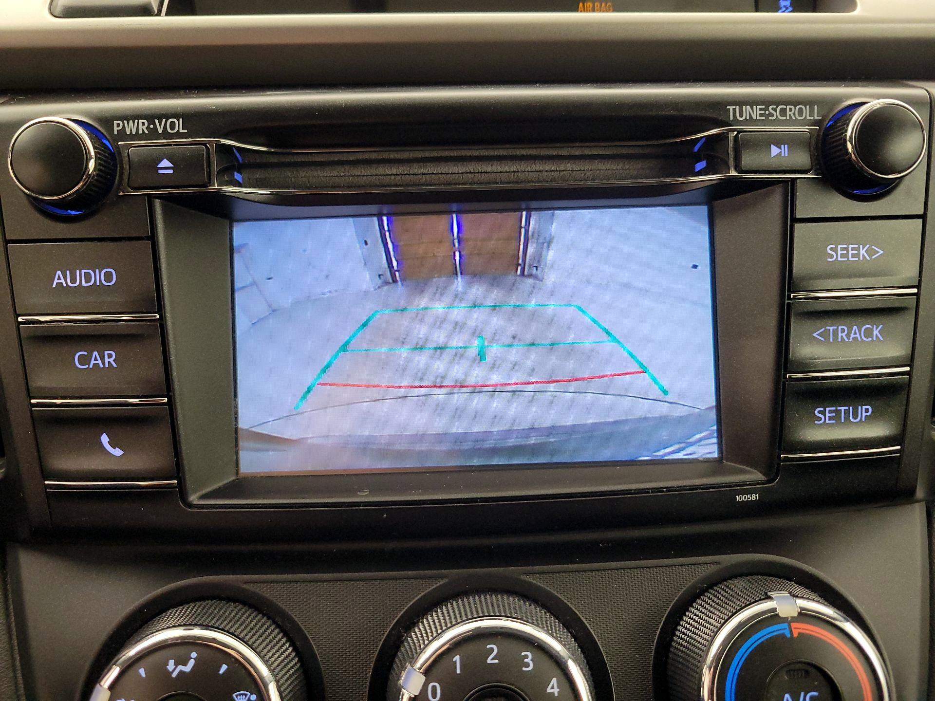 Thumbnail: 2016 Toyota RAV4 - 14