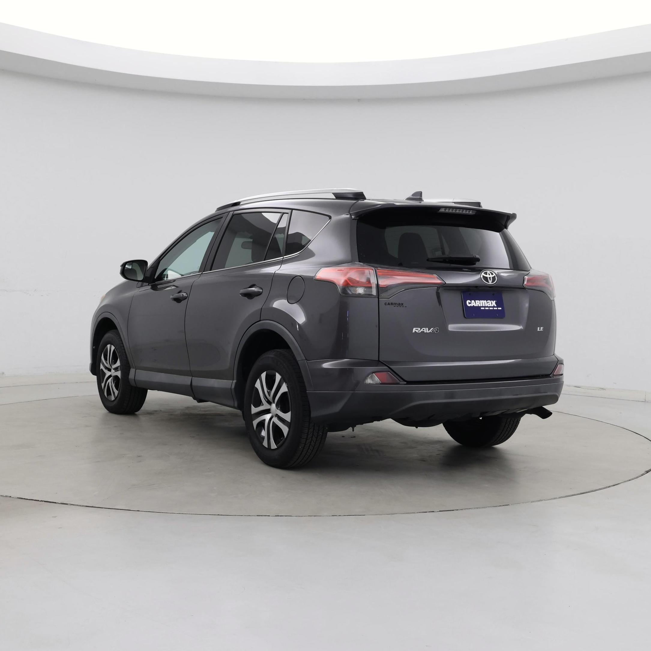 Thumbnail: 2016 Toyota RAV4 - 2