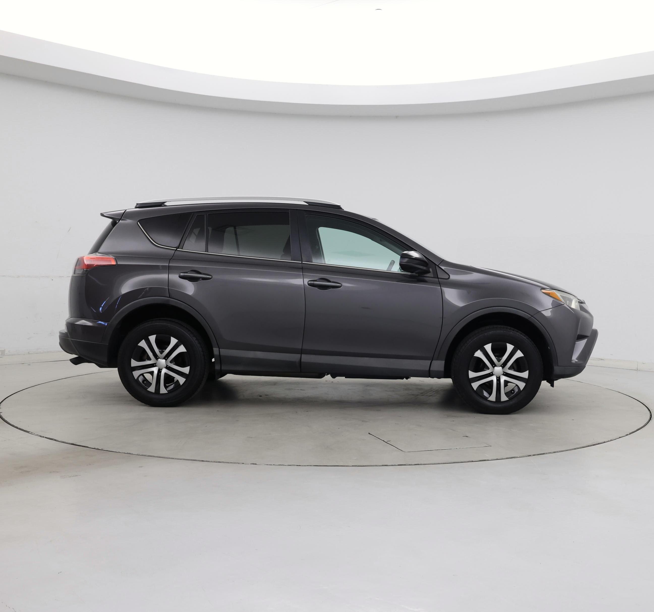 Thumbnail: 2016 Toyota RAV4 - 7