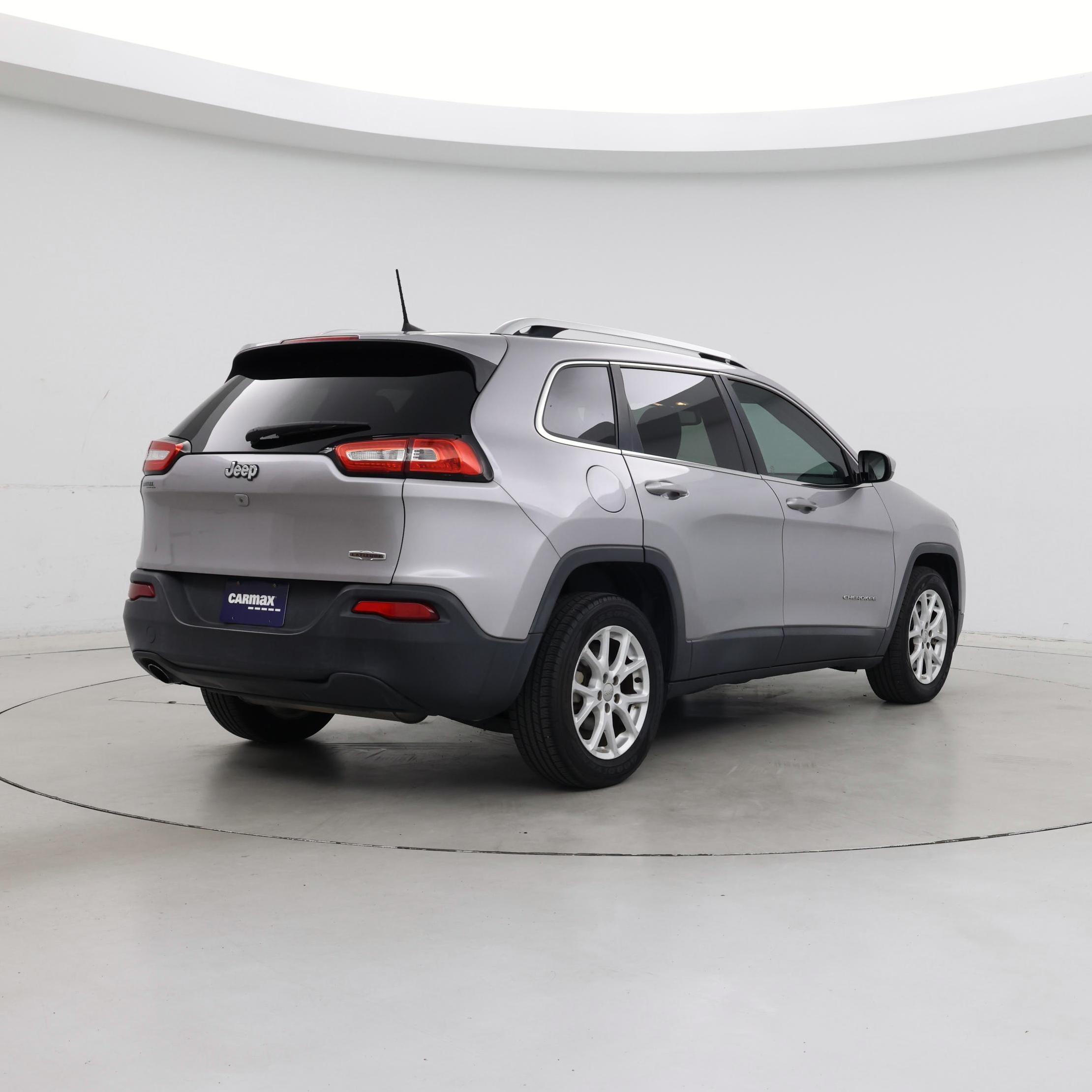 Thumbnail: 2017 Jeep Cherokee - 8