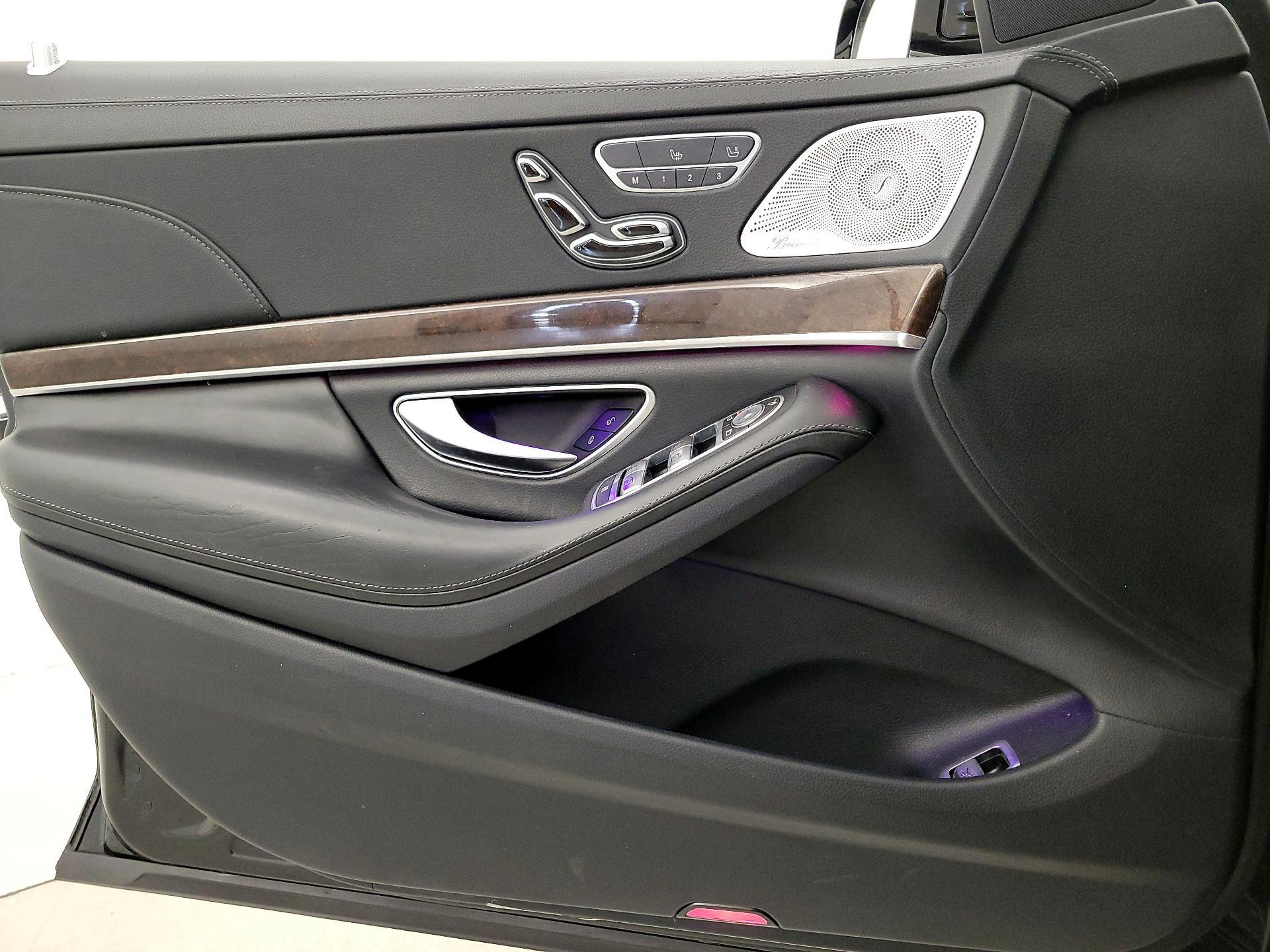 Thumbnail: 2018 Mercedes-Benz S-Class - 12