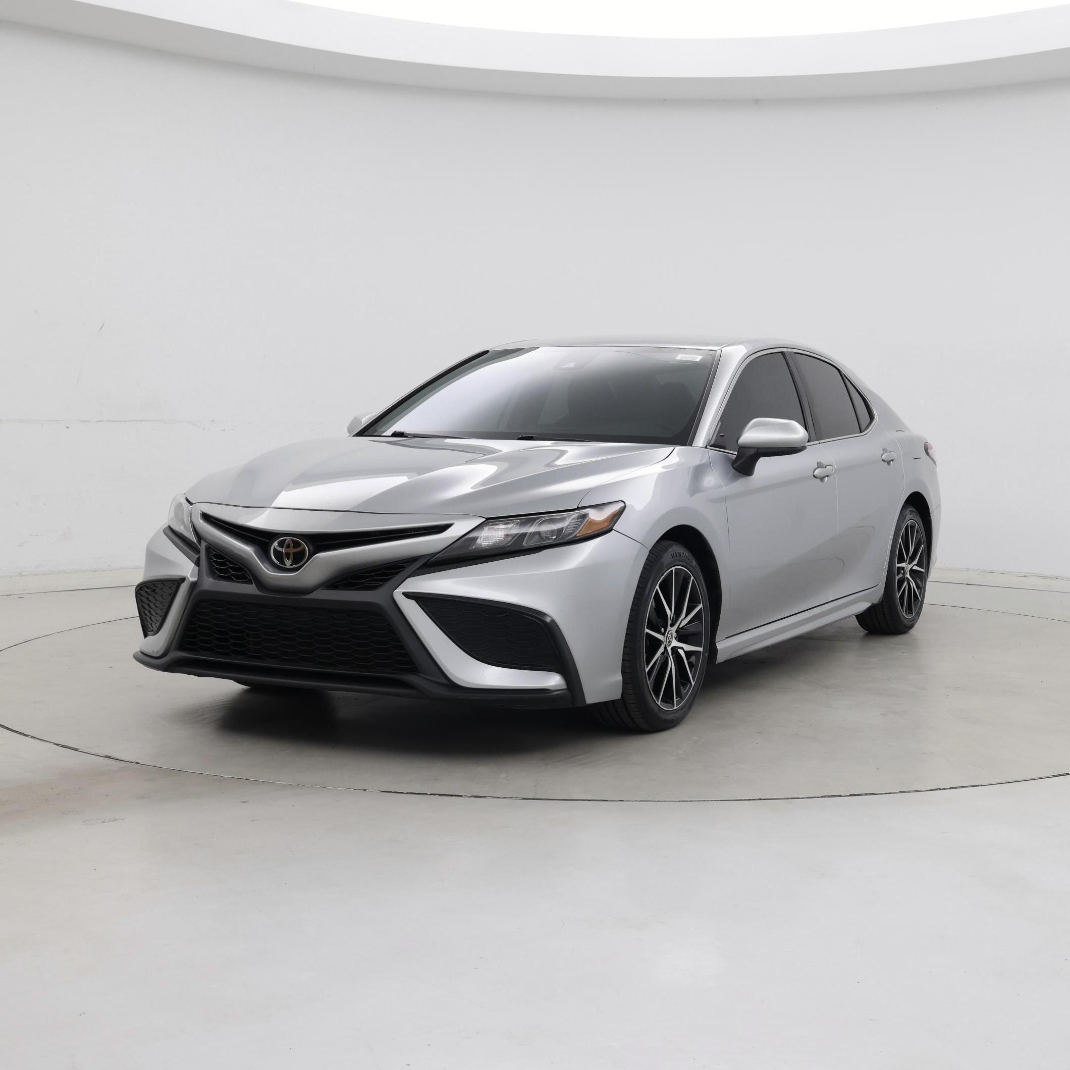 Thumbnail: 2021 Toyota Camry - 4