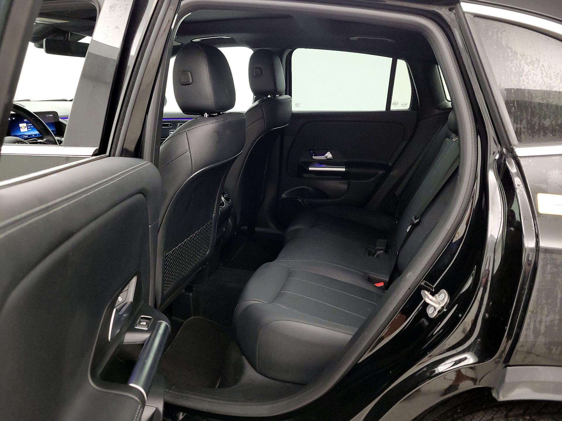 Thumbnail: 2024 Mercedes-Benz GLA - 20