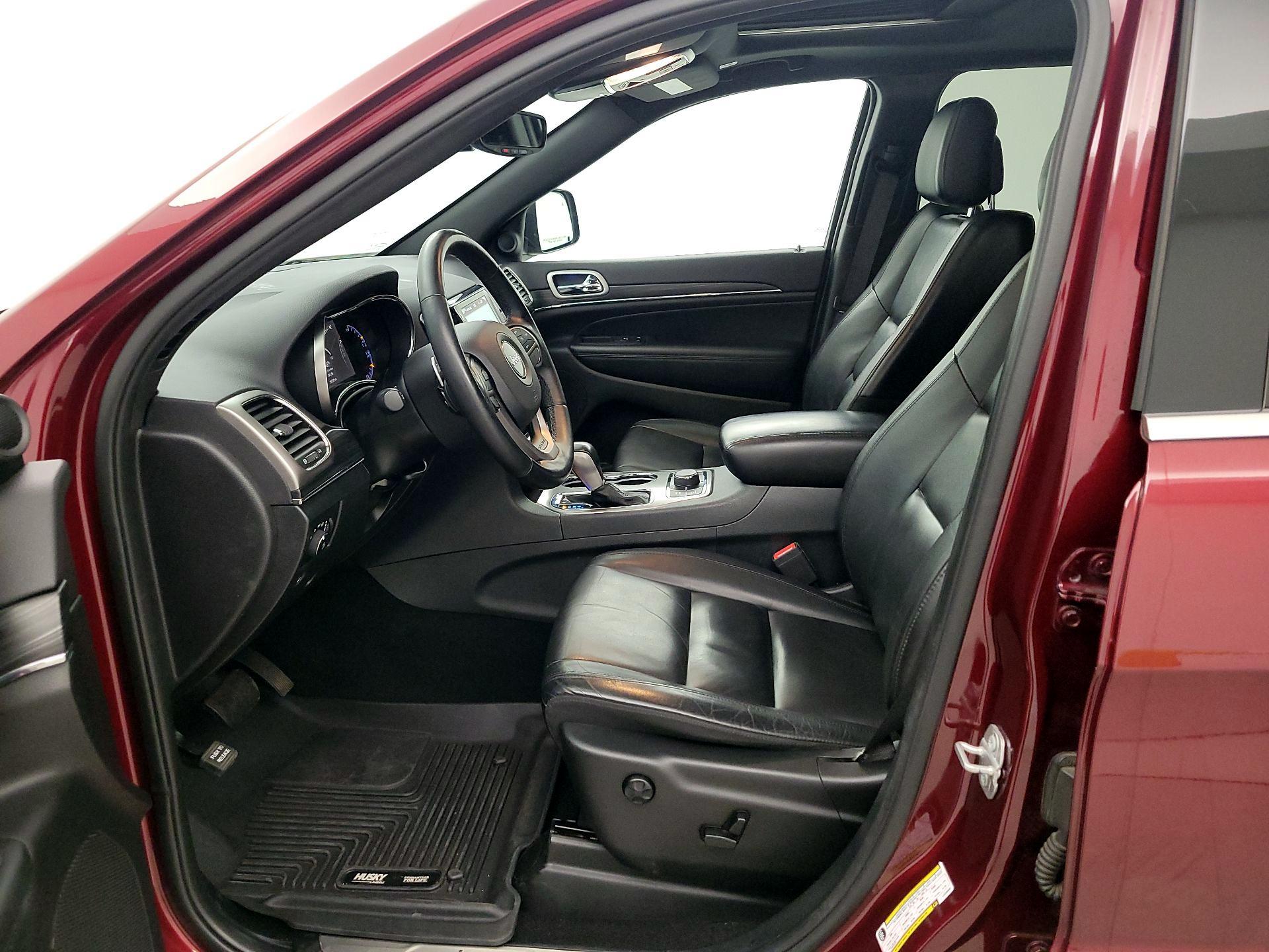 Thumbnail: 2020 Jeep Grand Cherokee - 11