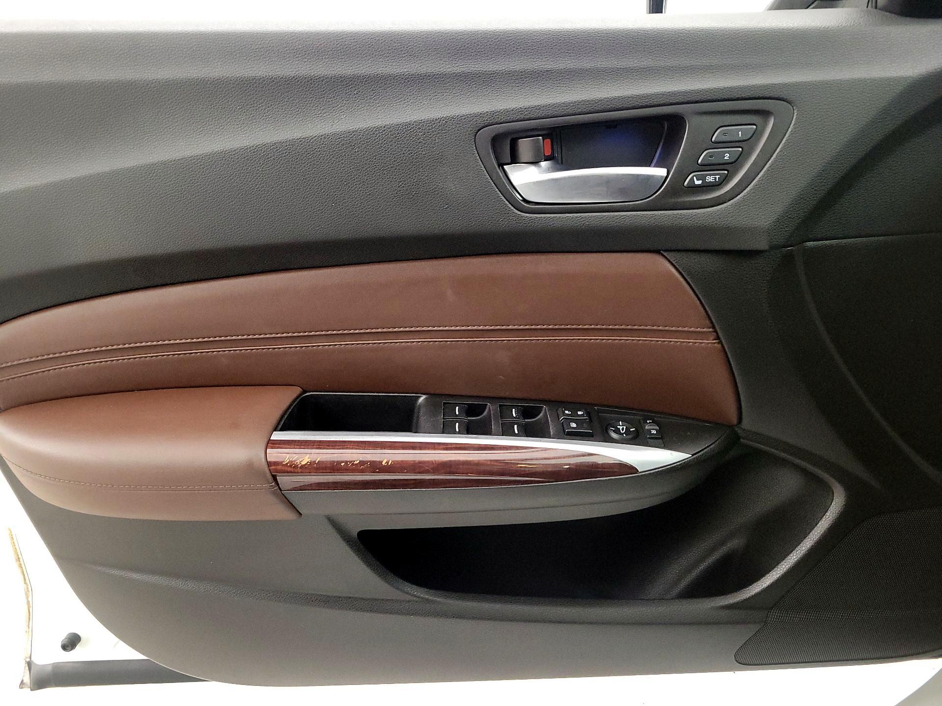 Thumbnail: 2015 Acura TLX - 12