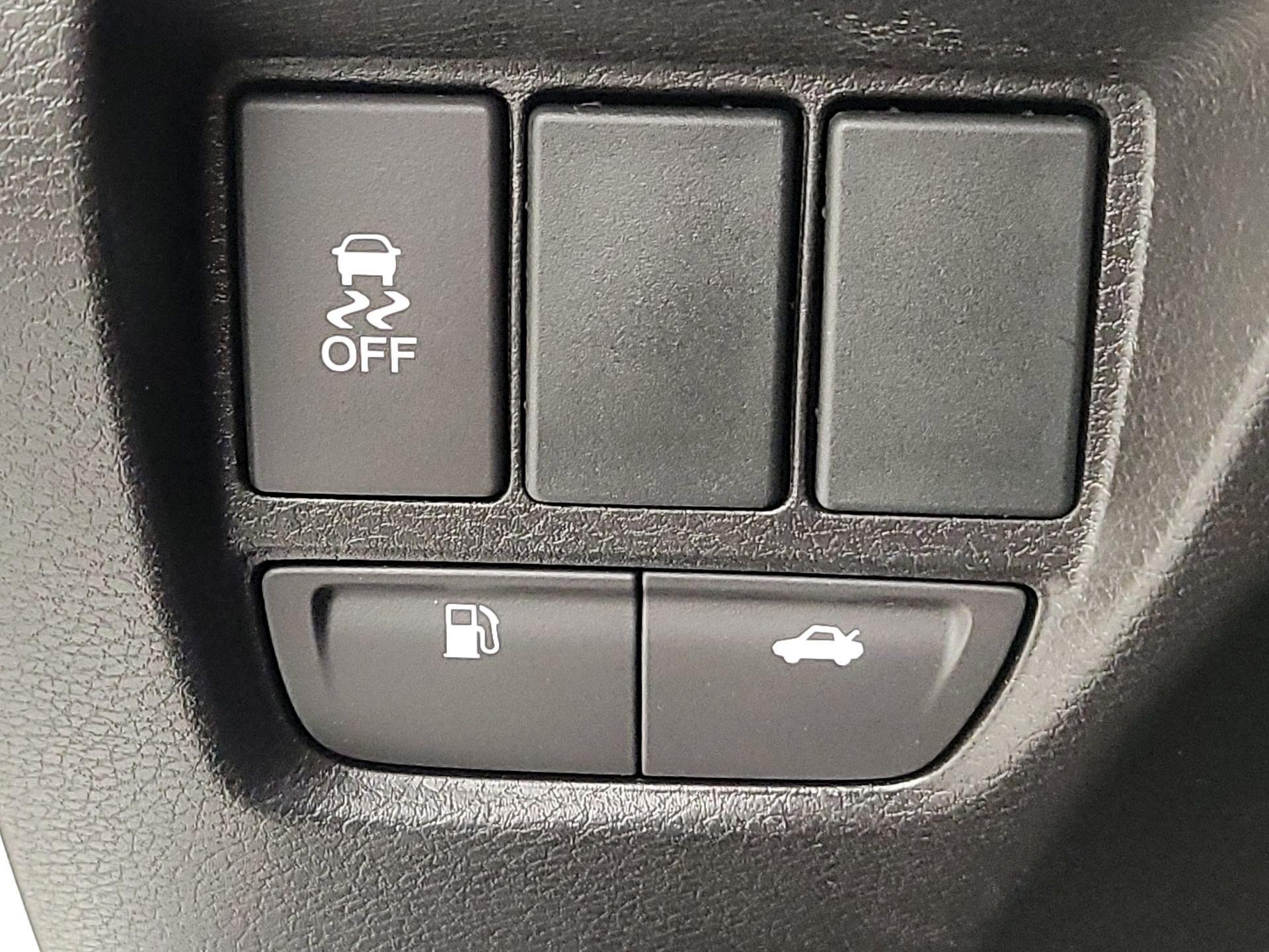 Thumbnail: 2015 Acura TLX - 13